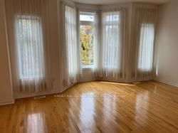 107 Brock Avenue, Markham, ON L6C 2E8 photo 2