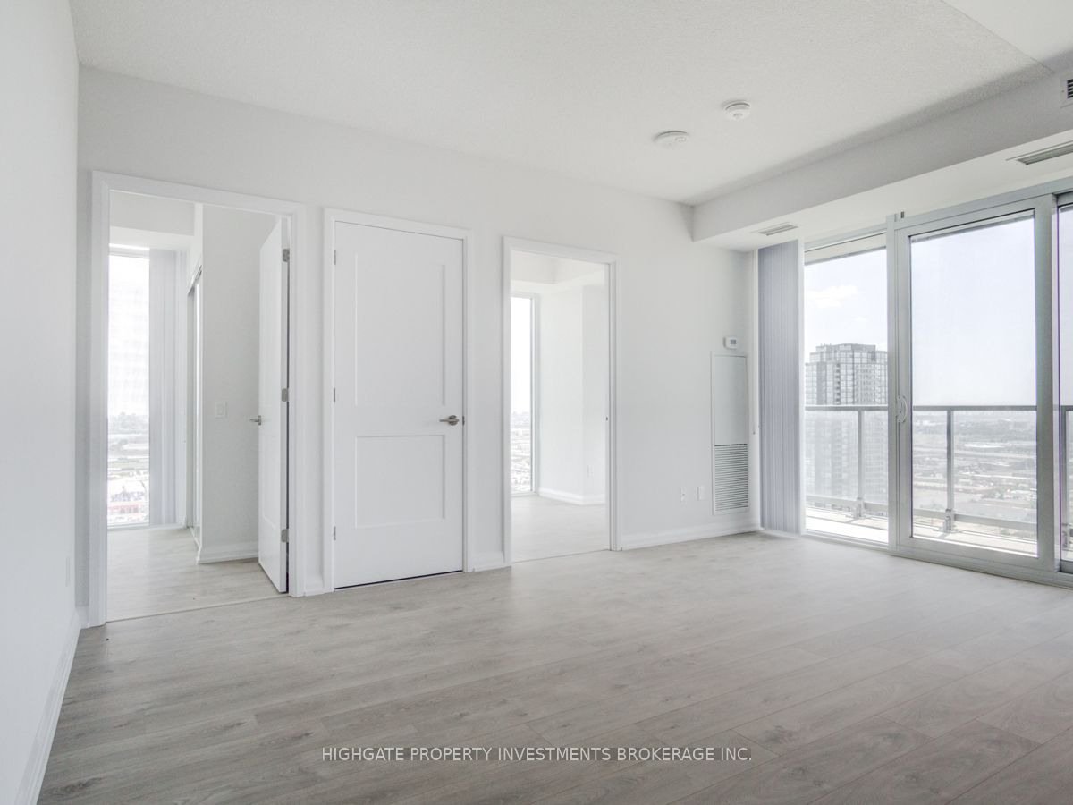 7895 Jane Street 3004, Vaughan, ON L4K 2M7 photo 4