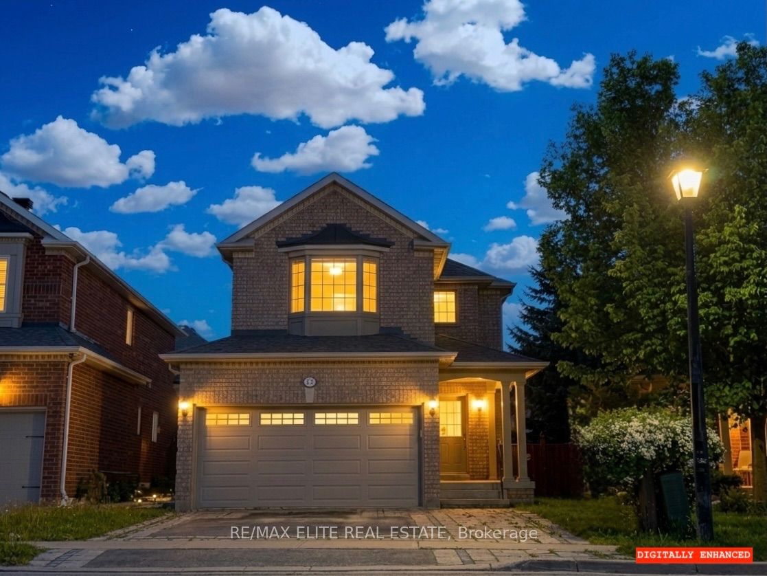 62 Macedonia Court, Newmarket, ON L3X 2W8 photo 3