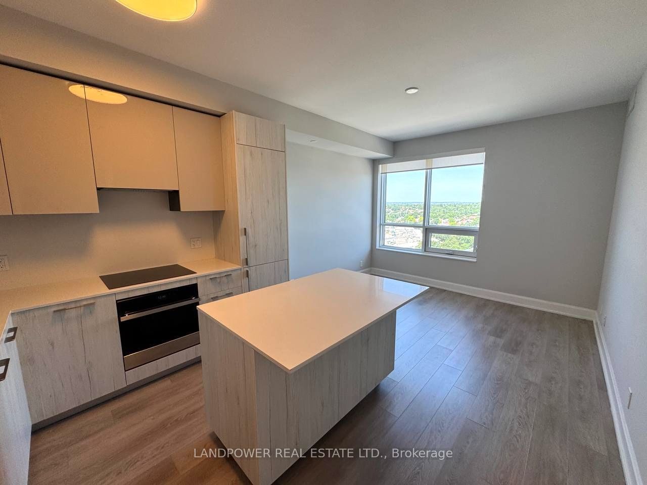 38 Water Walk Drive 1508, Markham, ON L3R 6L4 photo 2