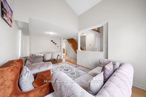 23 Tierra Avenue Bsmt, Vaughan, ON L6A 2Z6 photo 2