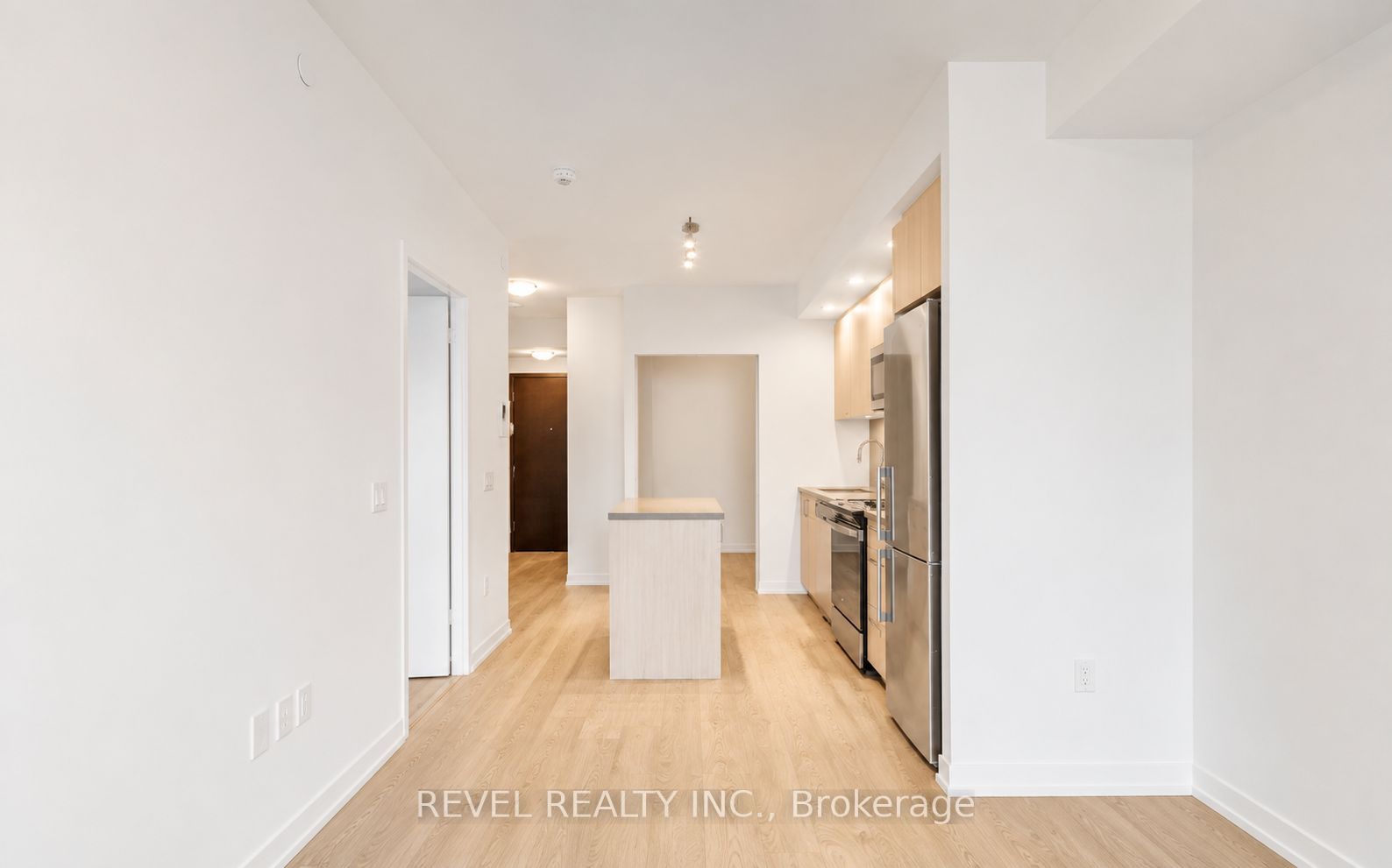 8868 Yonge Street 510E, Richmond Hill, ON L4C 0T4 photo 4