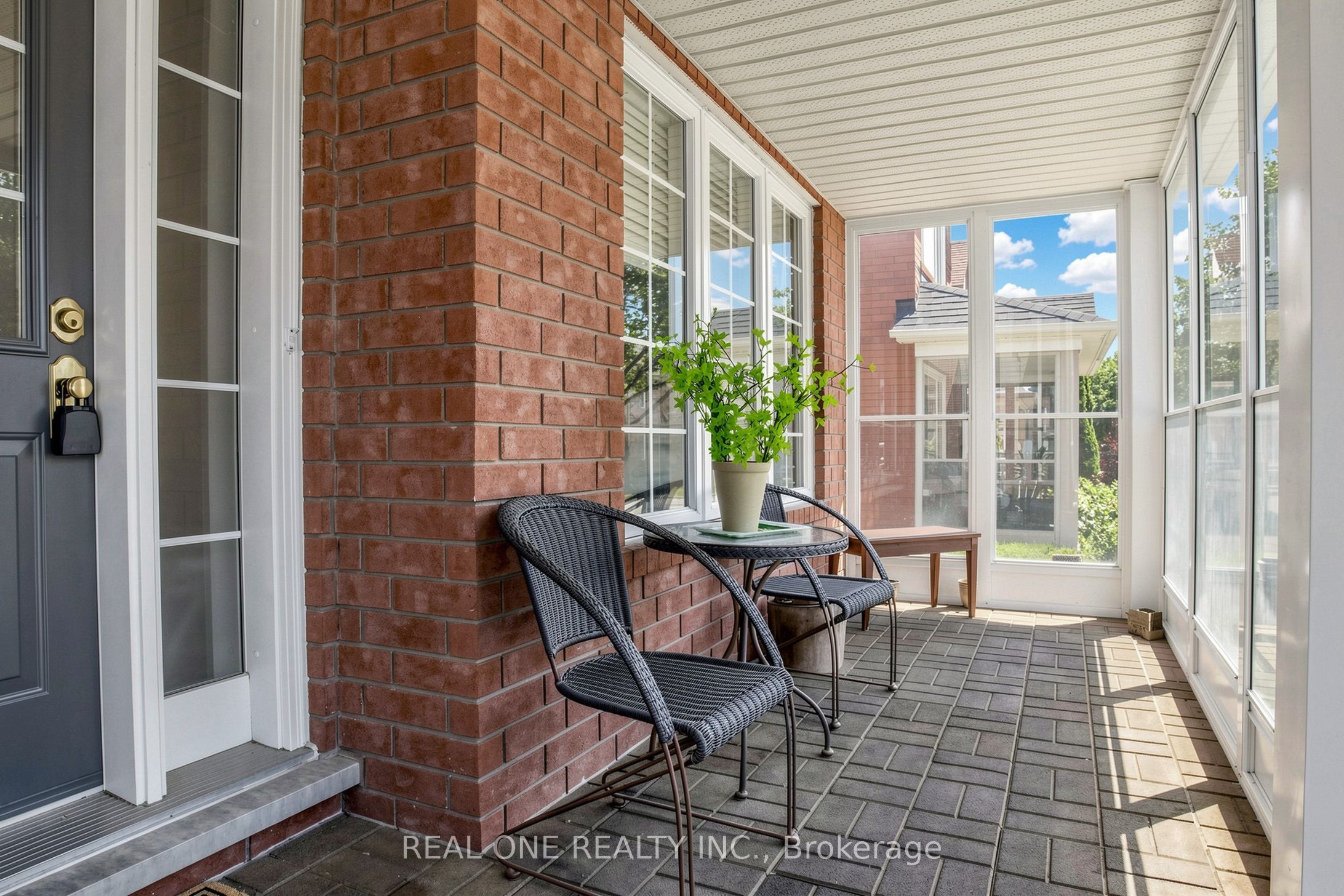 74 Trojan Crescent, Markham, ON L6C 2N4 photo 3