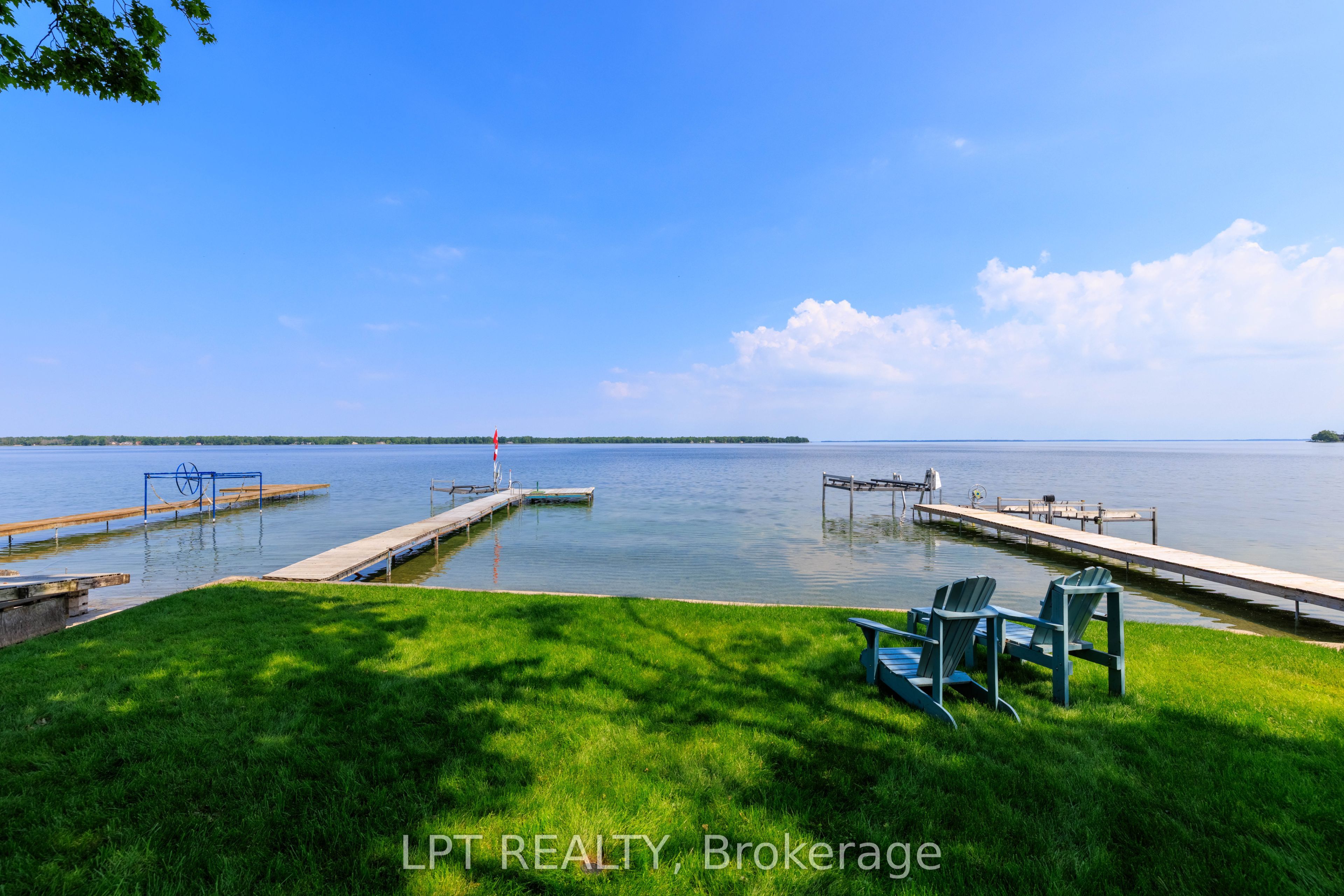 122 Blue Heron Drive, Georgina, ON L0E 1N0 photo 2