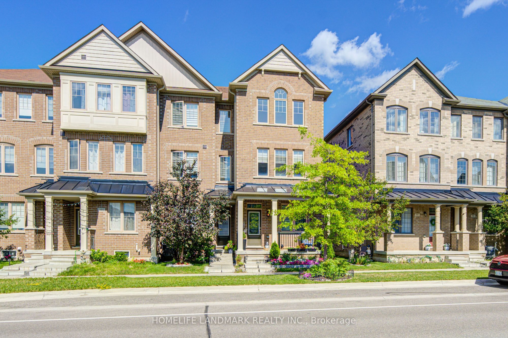 97 Cornell Centre Boulevard, Markham, ON L6B 1P8 photo 2