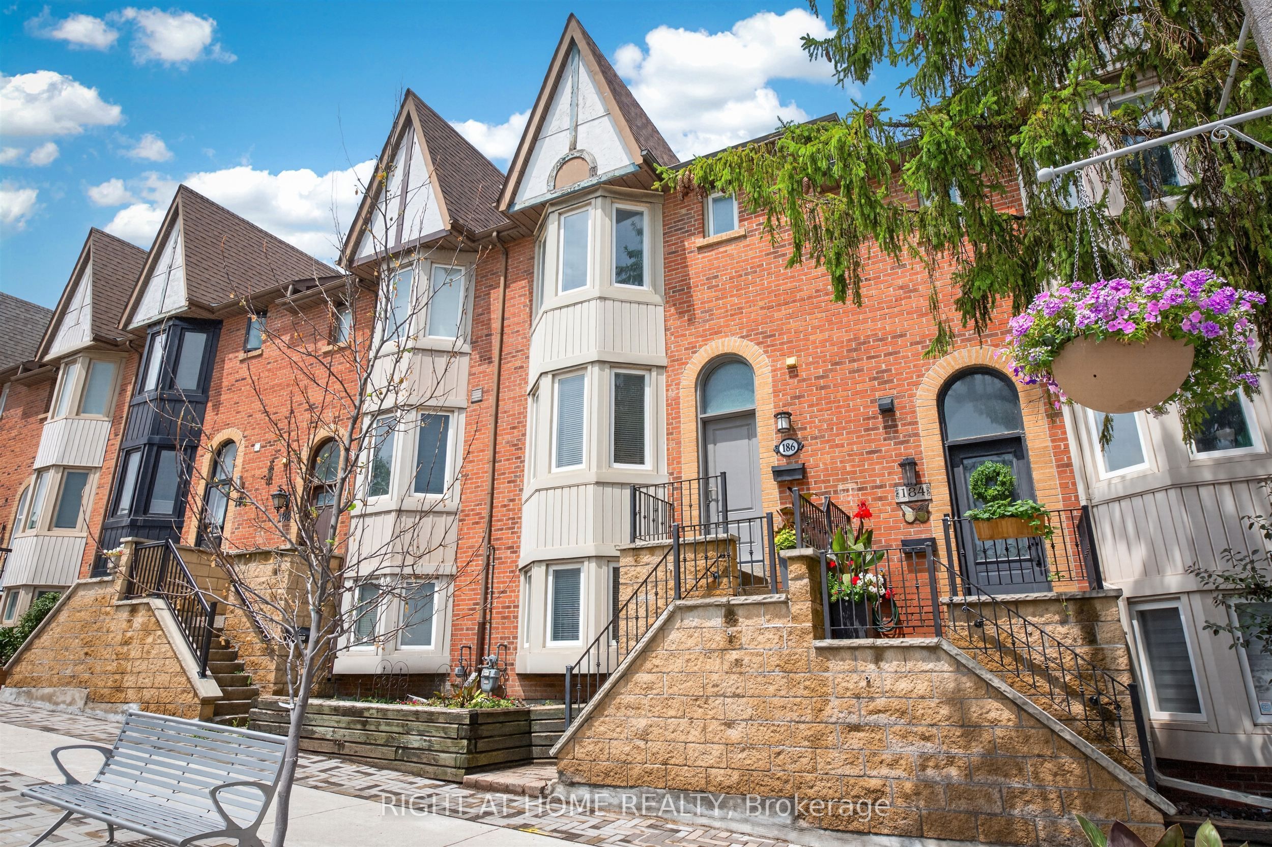 186 Woodbridge Avenue 45, Vaughan, ON L4L 2S8 photo 4