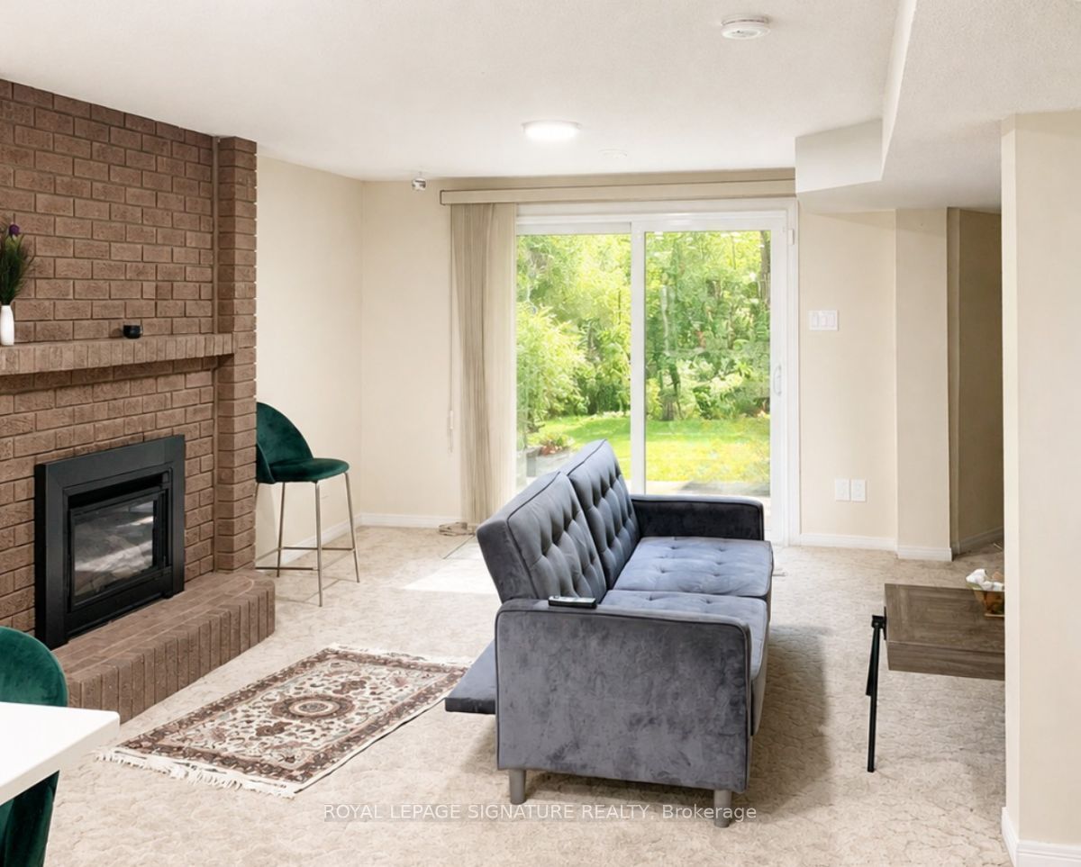 12 Tanglewood Trail Bsmt, Markham, ON L3T 6V4 photo 2