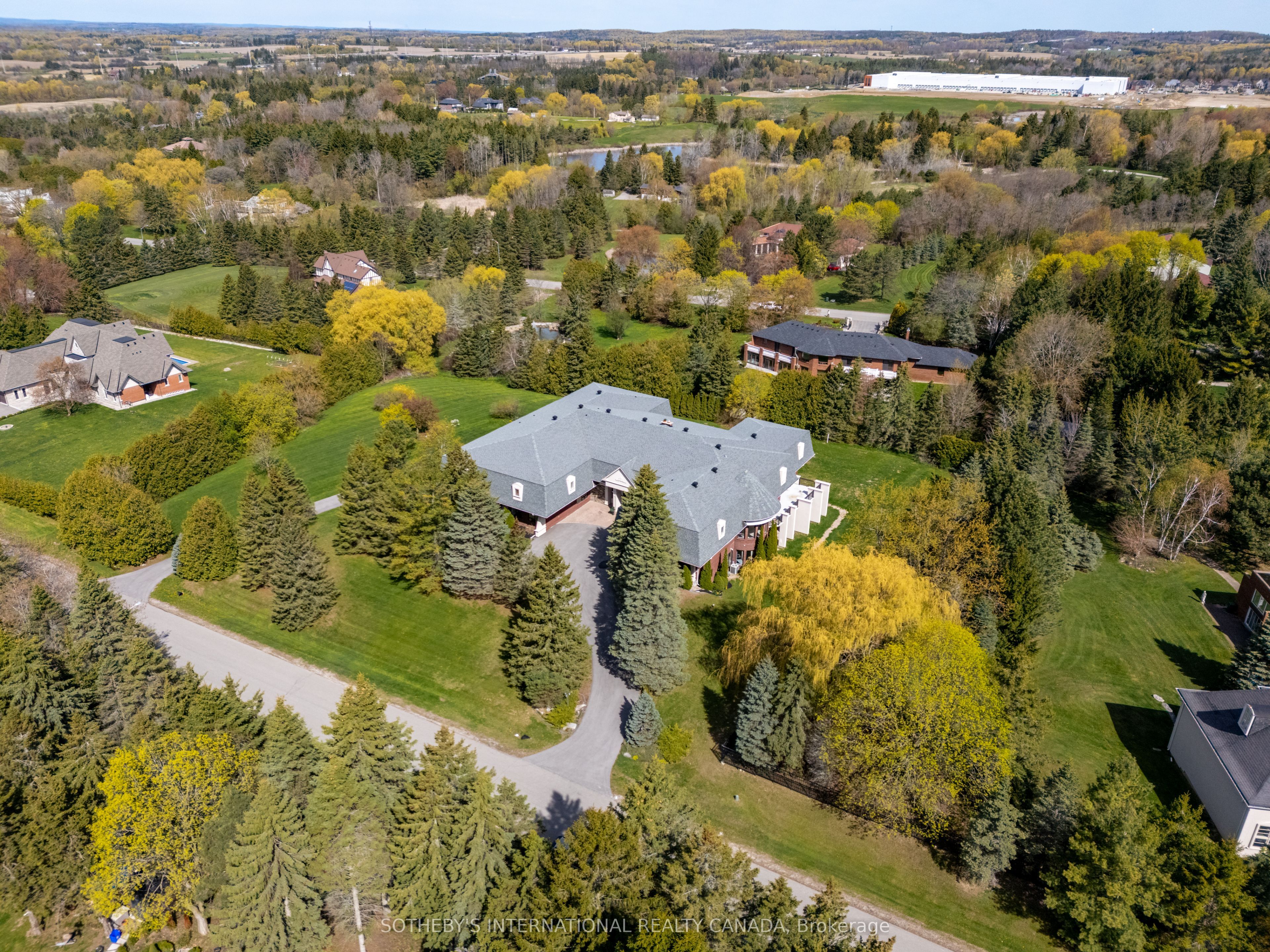 48 Scott Crescent, King, ON L7B 1E4 photo 3