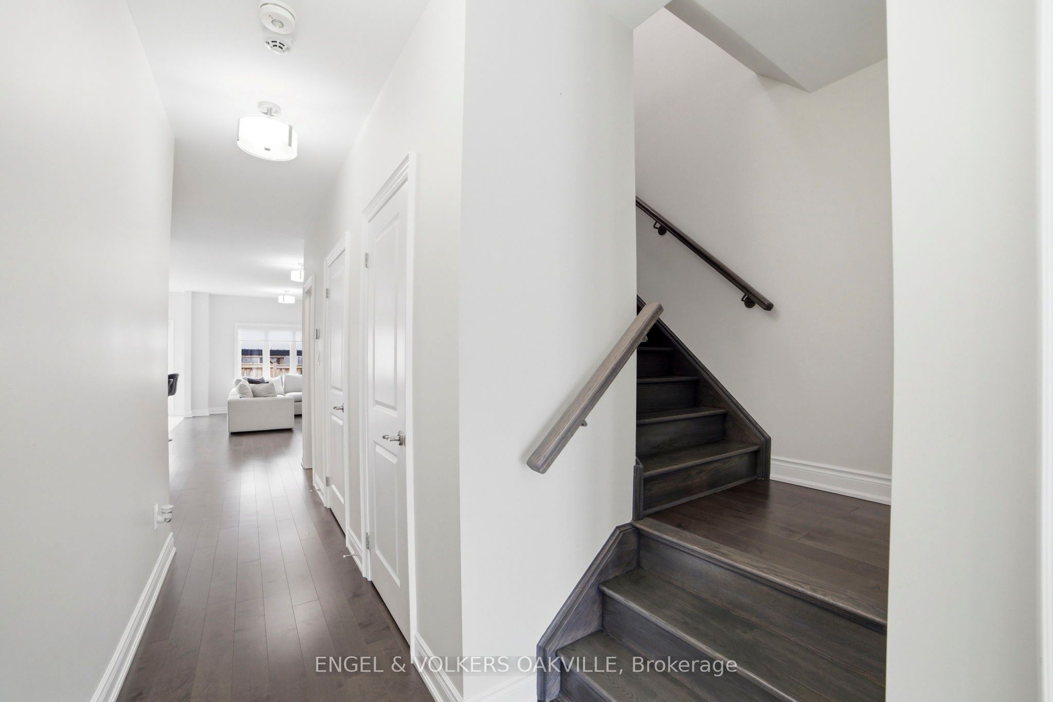 183 Sutherland Avenue, Bradford West Gwillimbury, ON L3Z 4H6 photo 4