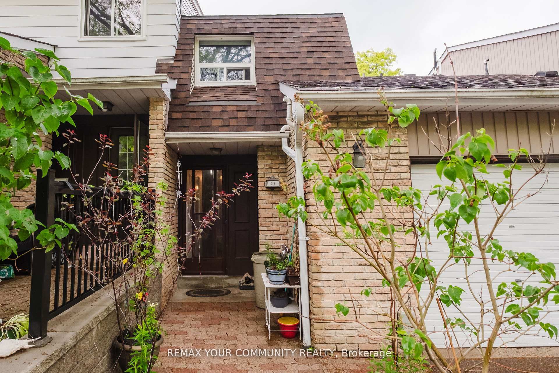 27 Dunkeld Way, Markham, ON L3T 4Y8 photo 2