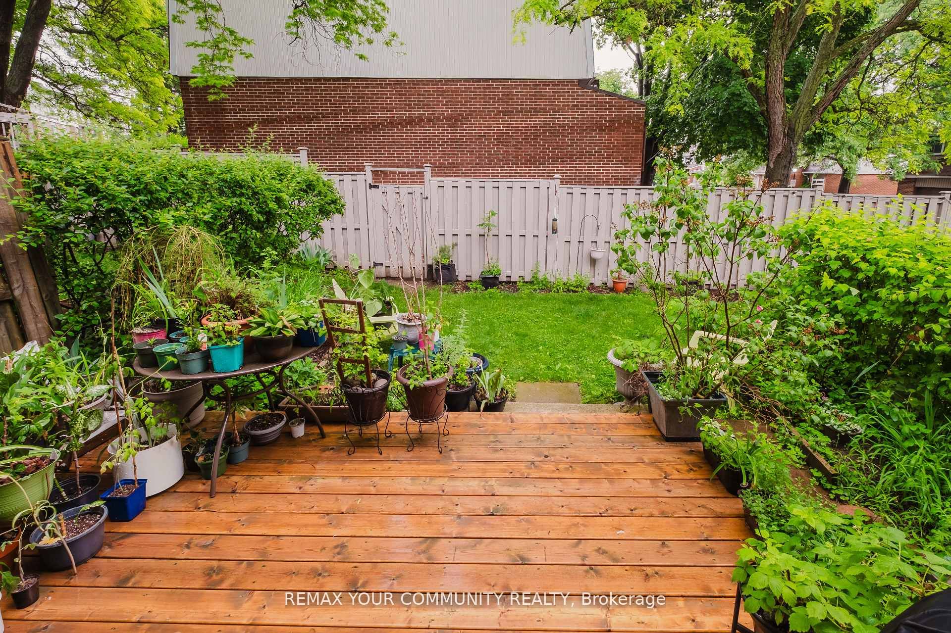 27 Dunkeld Way, Markham, ON L3T 4Y8 photo 4