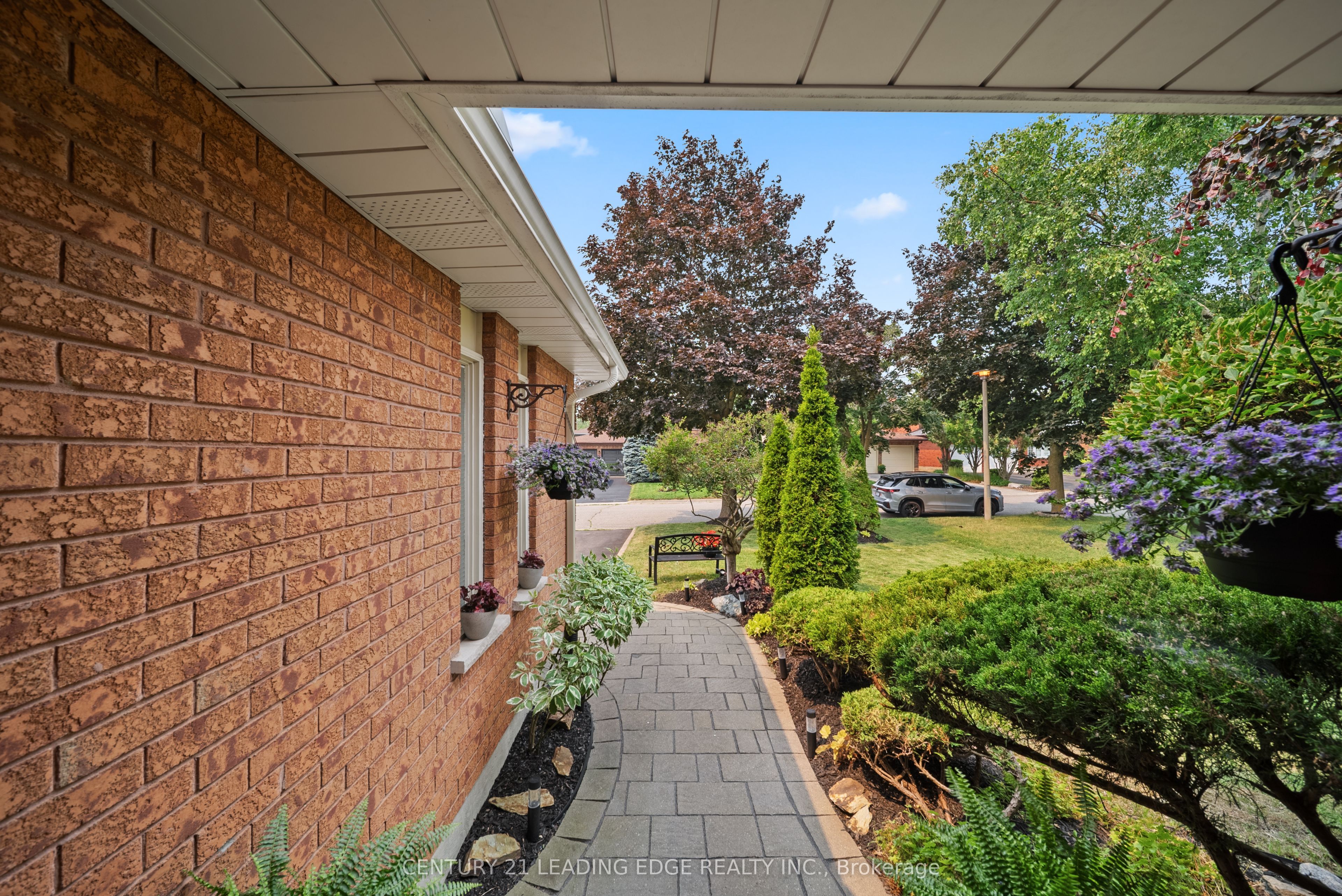 135 Aspen Crescent, Whitchurch-Stouffville, ON L4A 5C8 photo 5