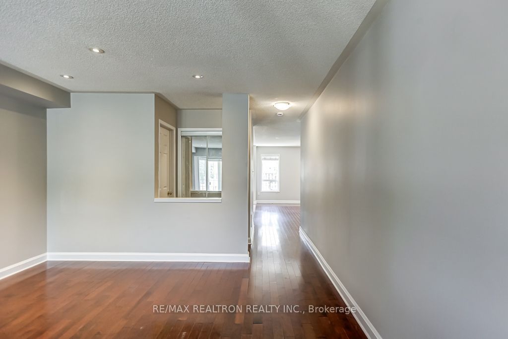 20 Raintree Drive, Markham, ON L3R 5T9 photo 5