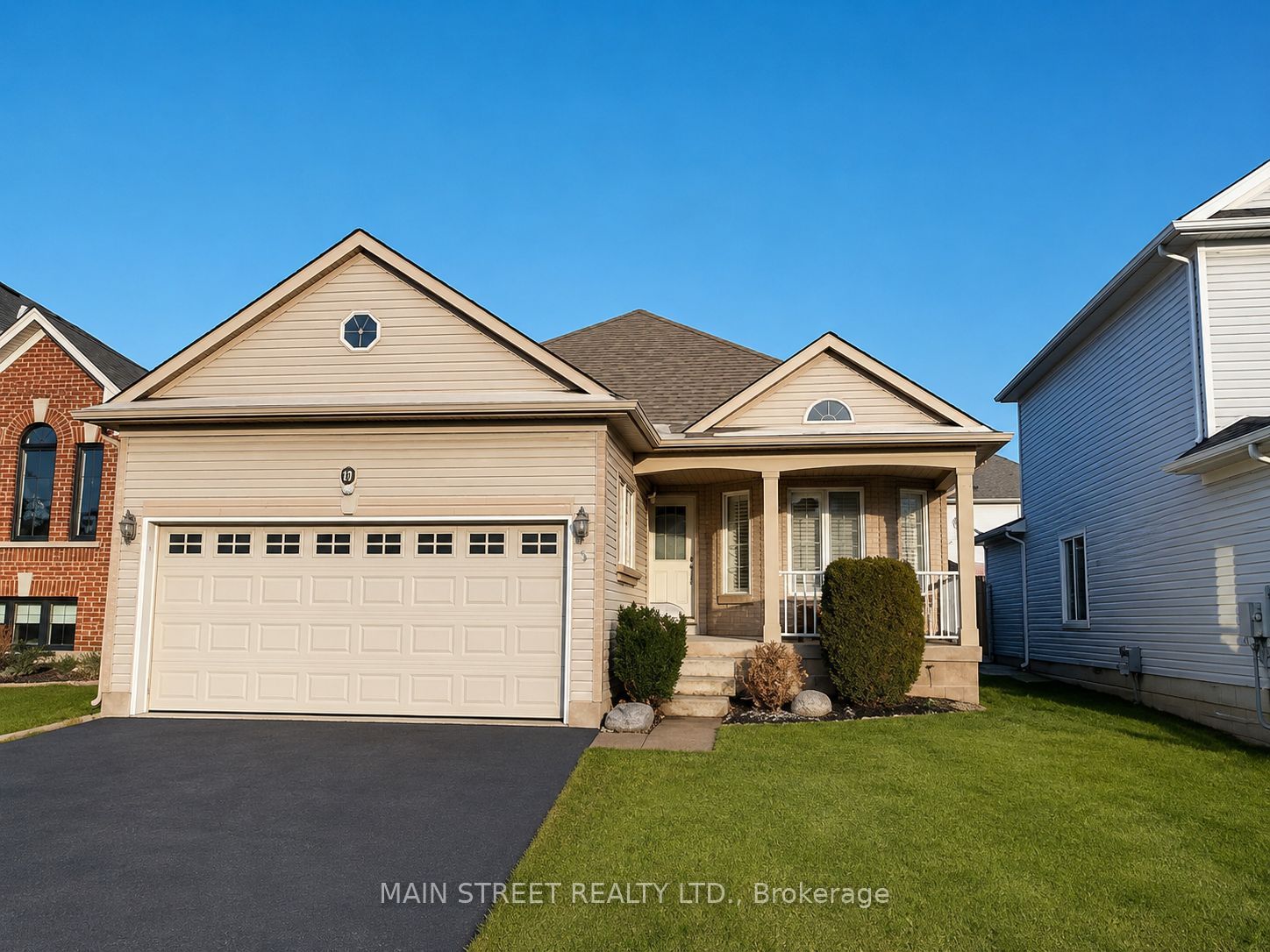 5 Brecken Drive, Georgina, ON L4P 4A3 photo 2