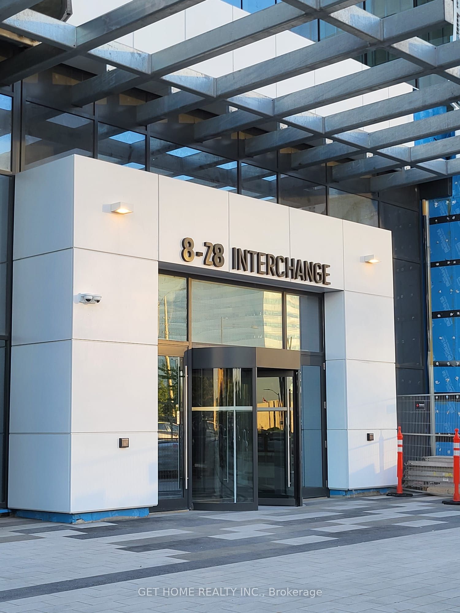 28 Interchange Way 2201, Vaughan, ON L4K 0P8