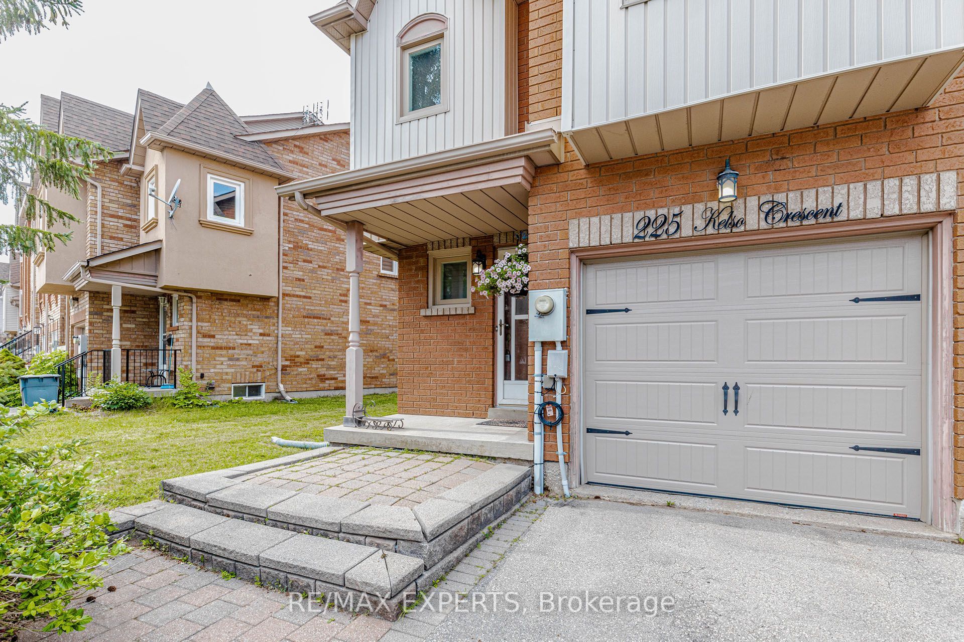 225 Kelso Crescent, Vaughan, ON L6A 2E1 photo 2