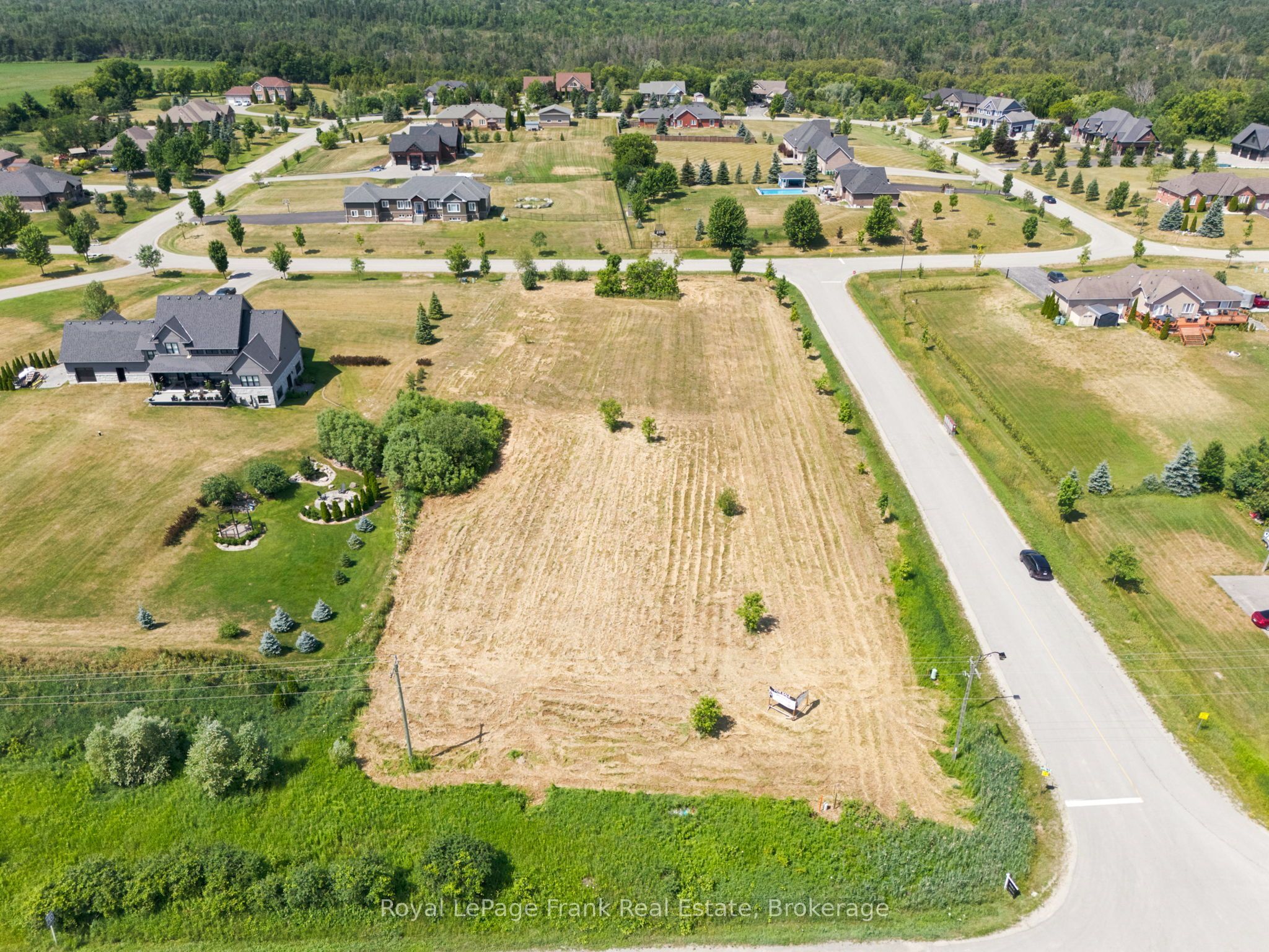 1 Bagshaw Crescent, Uxbridge, ON L9P 0A9 photo 4