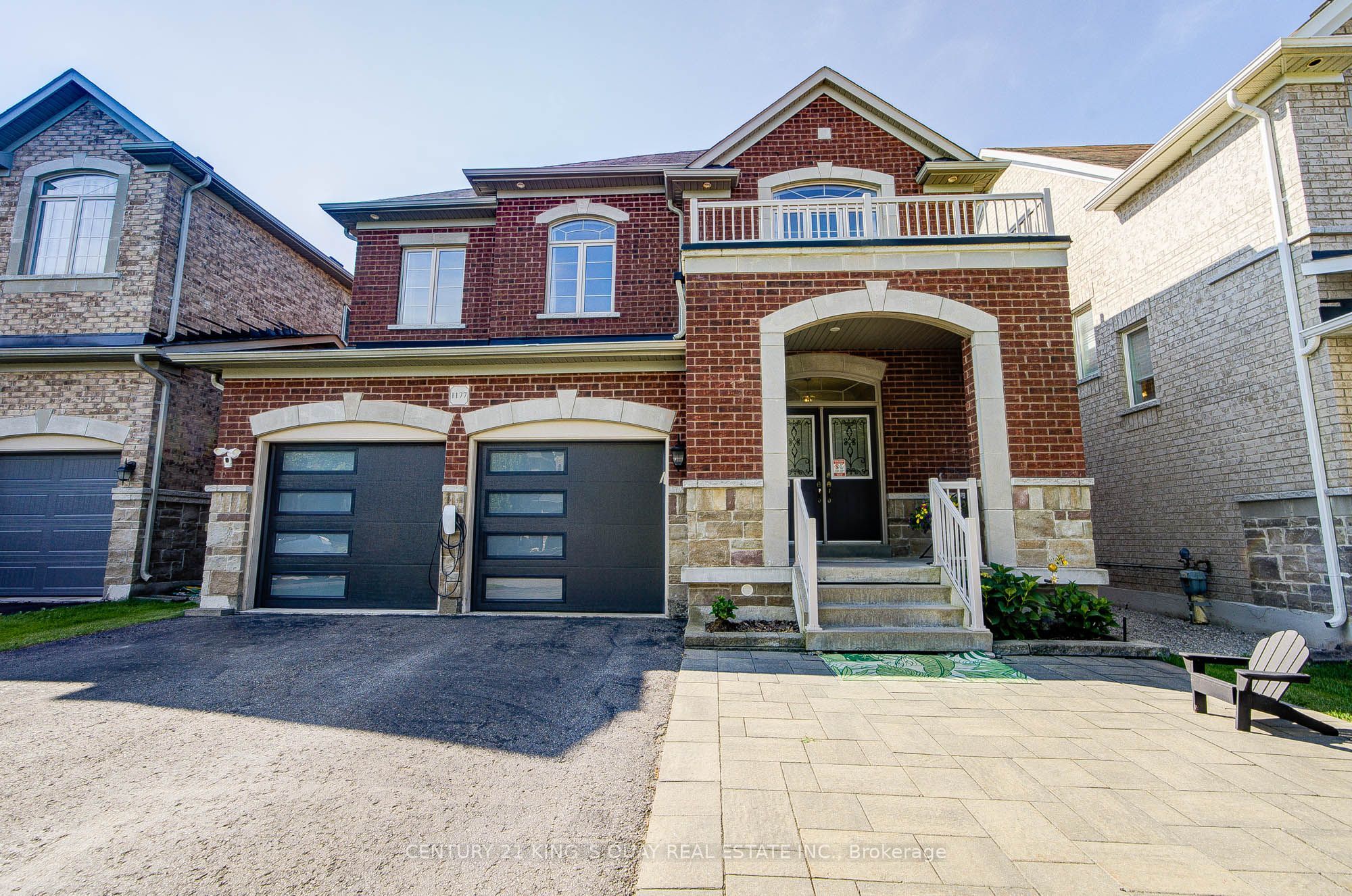 1177 Stuffles Crescent, Newmarket, ON L3X 0E3