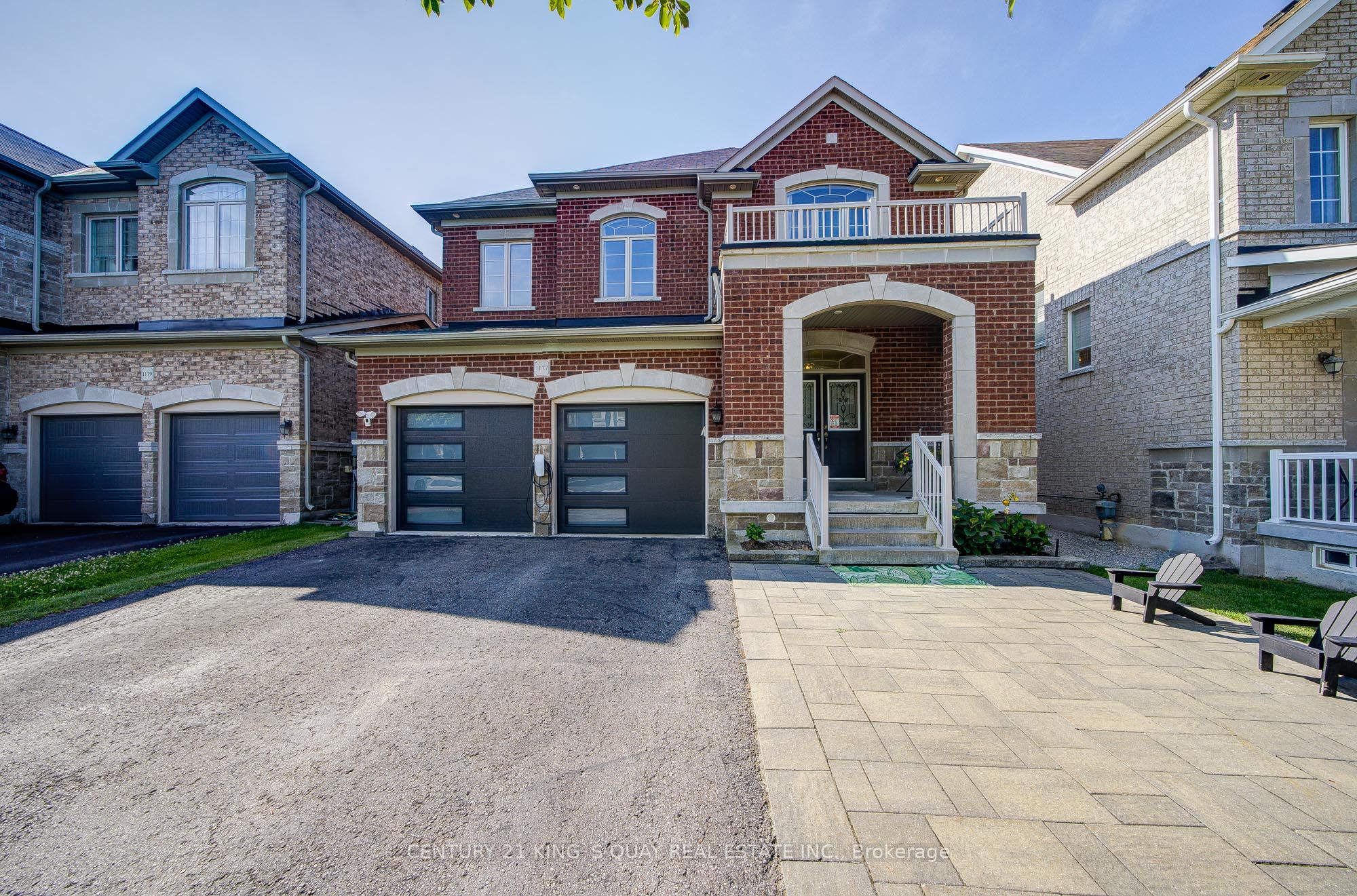 1177 Stuffles Crescent, Newmarket, ON L3X 0E3 photo 2