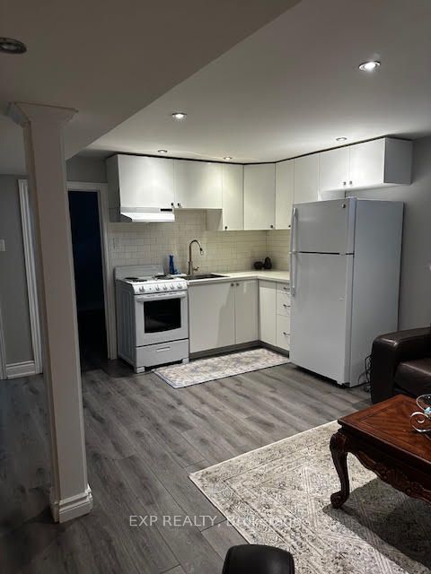 49 Governor Crescent Bsmt., Vaughan, ON L4L 5G8 photo 3