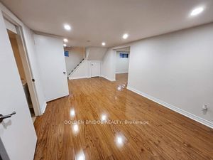 67 Rockport Crescent Bsmt, Richmond Hill, ON L4C 2L7 photo 3