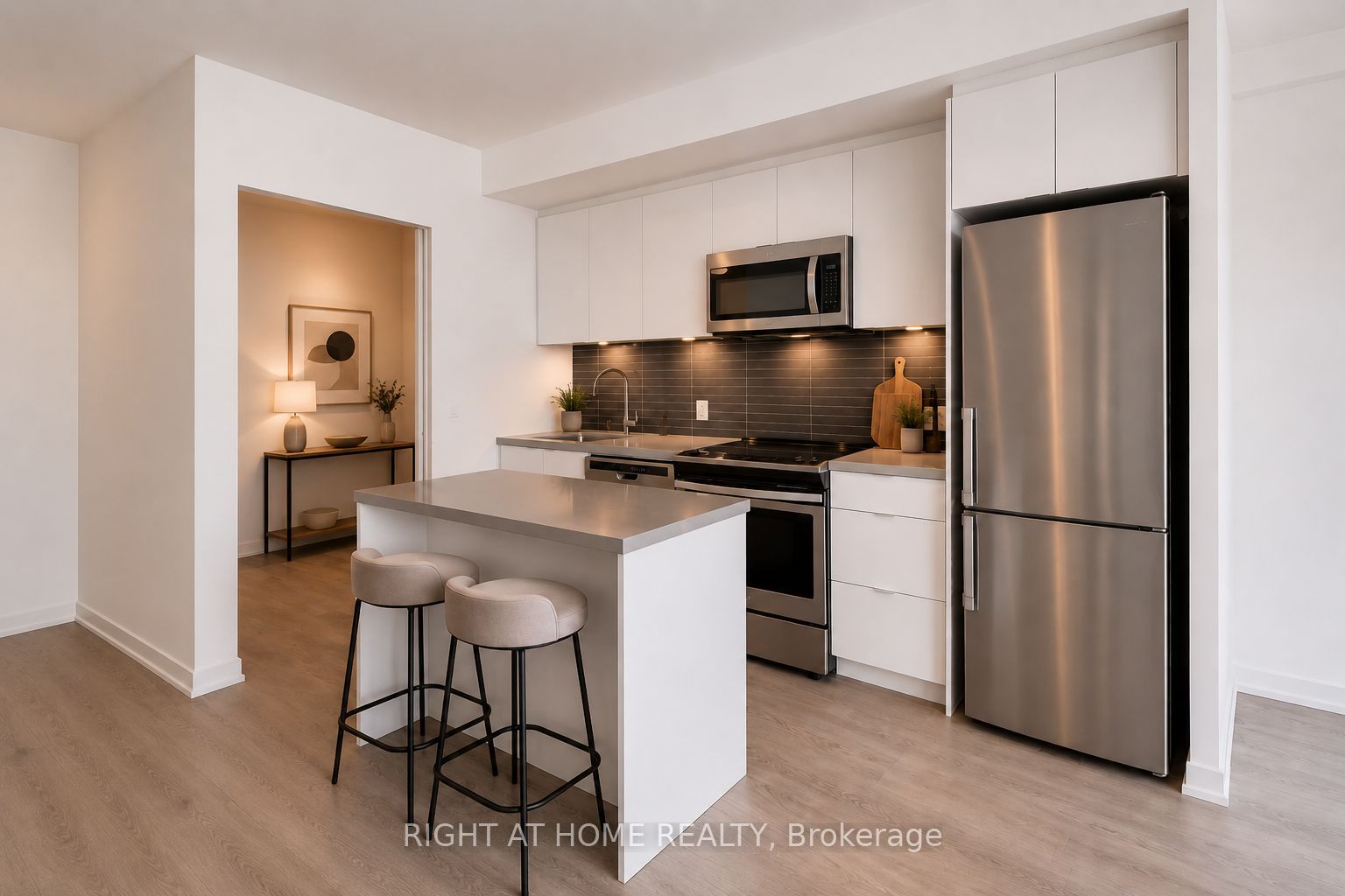 8868 Yonge Street 208E, Richmond Hill, ON L4C 0T4