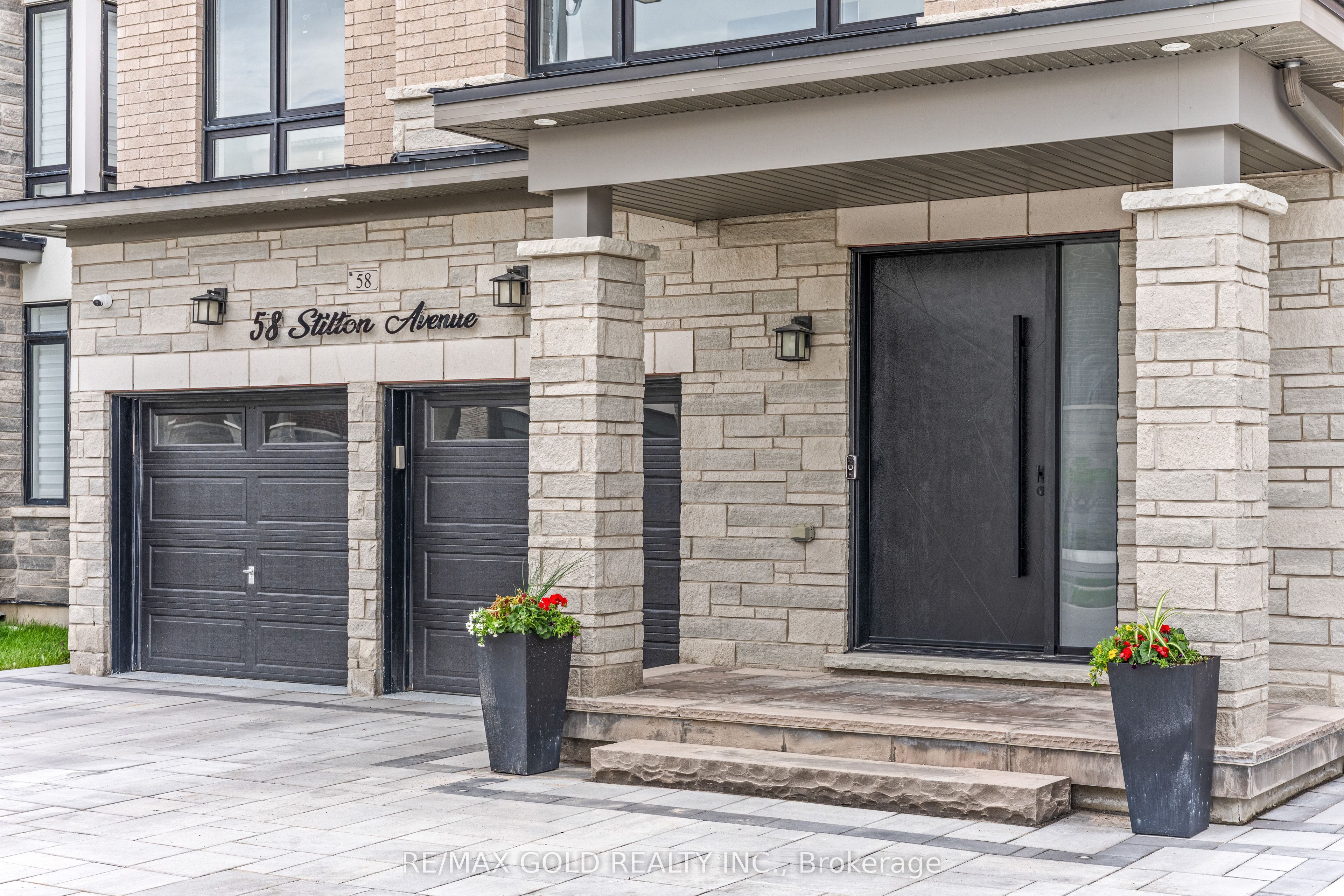 58 Stilton Avenue, Vaughan, ON L4H 5B9 photo 2