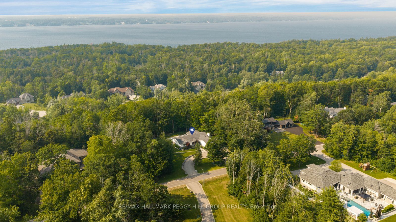 1814 Quantz Crescent, Innisfil, ON L9S 1X2 photo 3