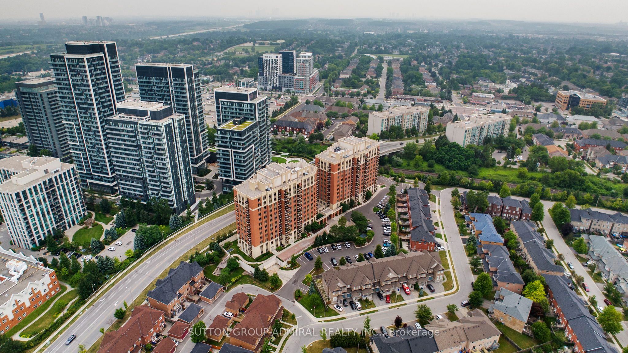 73 King William Crescent 307, Richmond Hill, ON L4B 0C2 photo 3