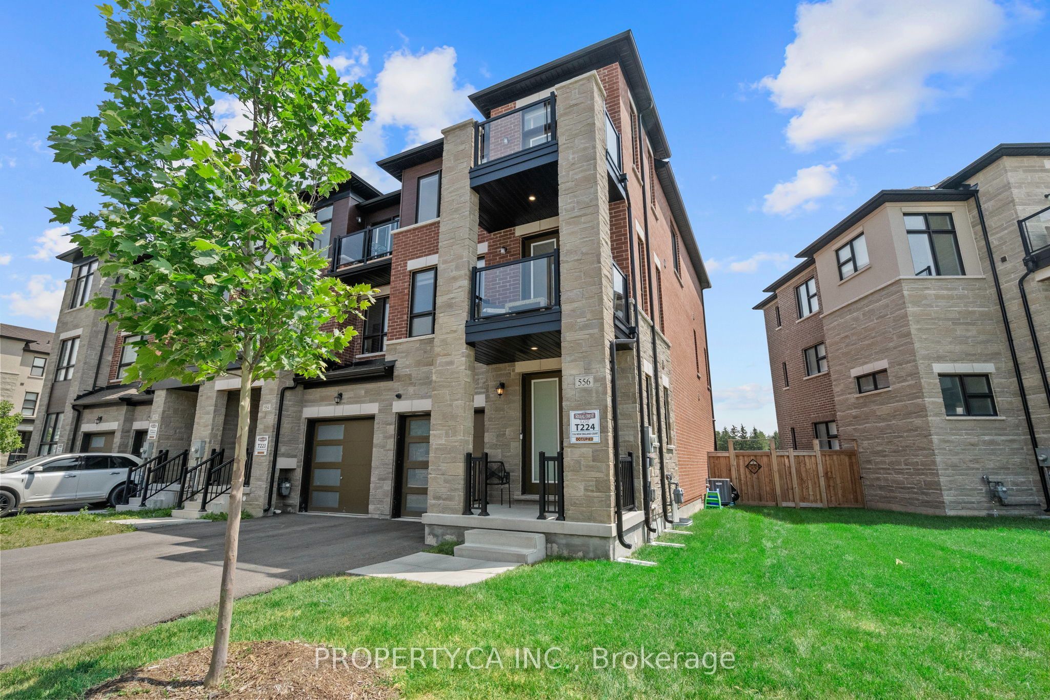 556 New England Court, Newmarket, ON L3X 0M5 photo 3