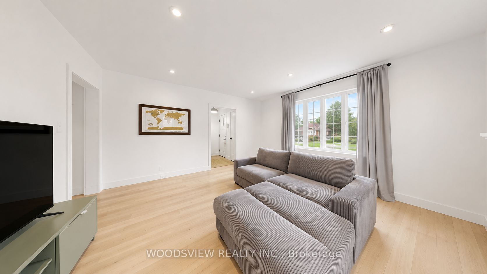 388 Eagle Street, Newmarket, ON L3Y 1K4 photo 4