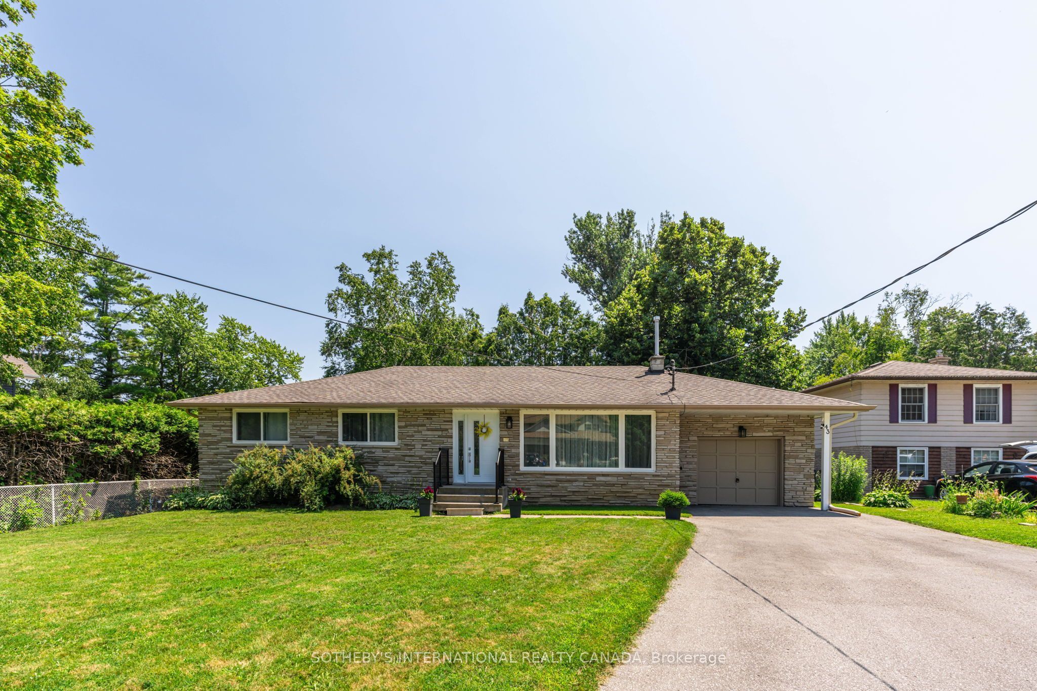 43 Northwood Road, Georgina, ON L0E 1R0 photo 2