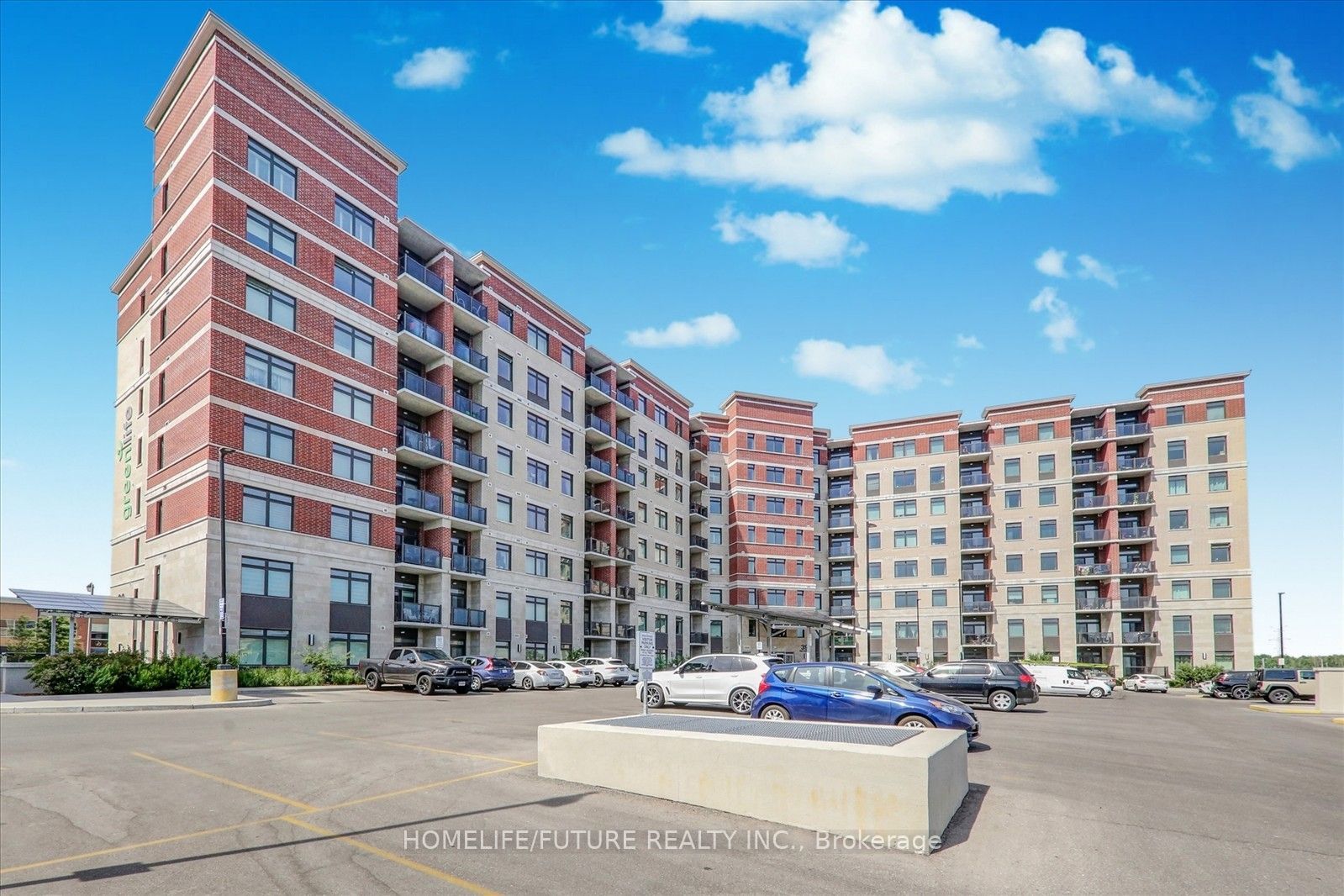 39 New Delhi Drive 717, Markham, ON L3S 0E1 photo 2
