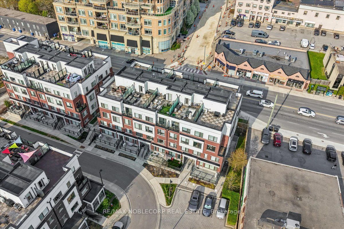 600 Alex Gardner Circle 116, Aurora, ON L4G 3G5 photo 3