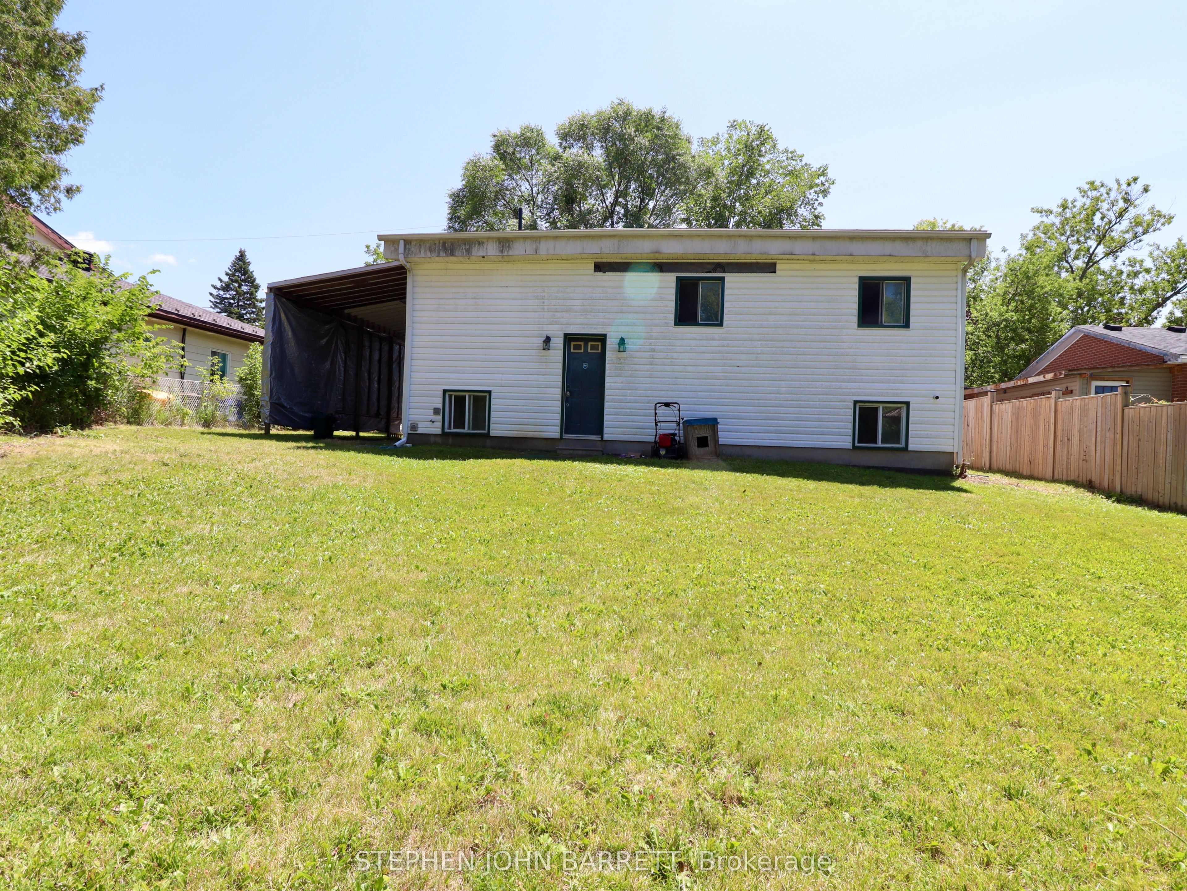 296 Annshiela Drive, Georgina, ON L4P 3A5 photo 2