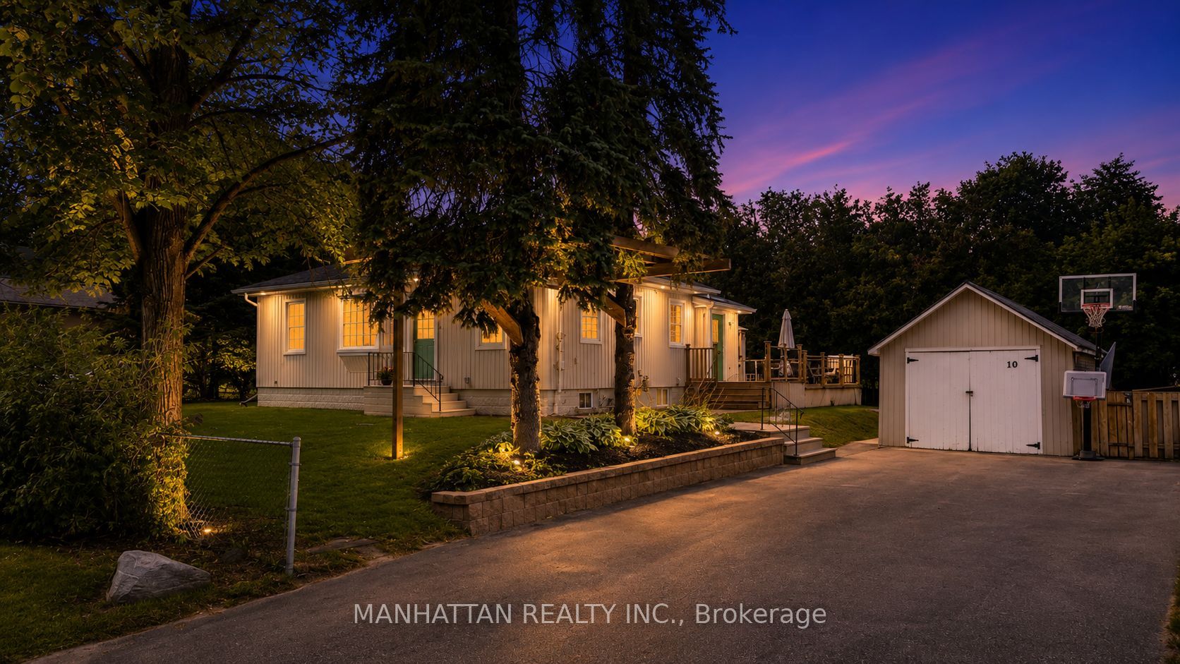 10 Victor Drive, Whitchurch-Stouffville, ON L4A 3G5 photo 3