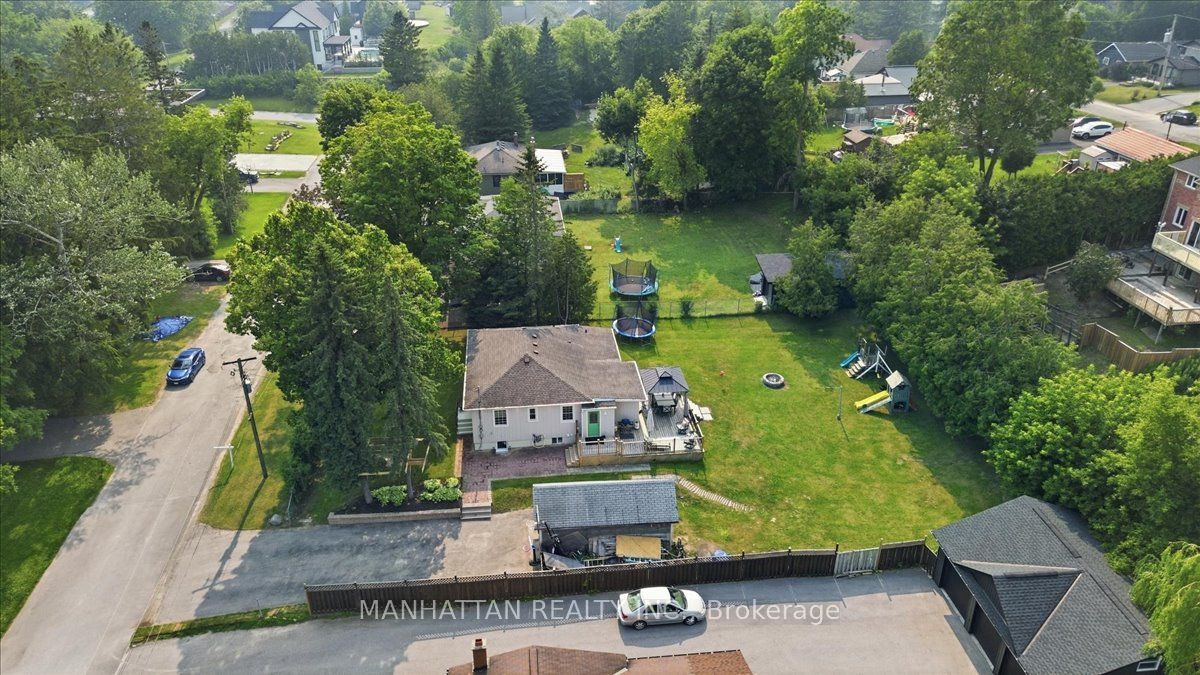 10 Victor Drive, Whitchurch-Stouffville, ON L4A 3G5 photo 5