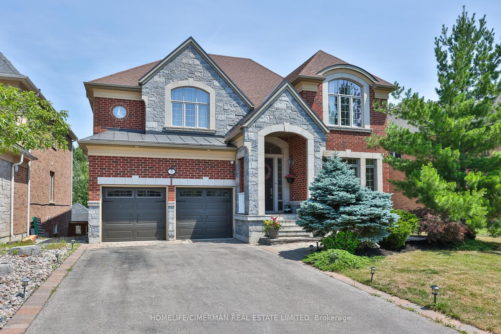 5 Pheasant Drive, Richmond Hill, ON L4E 3S9
