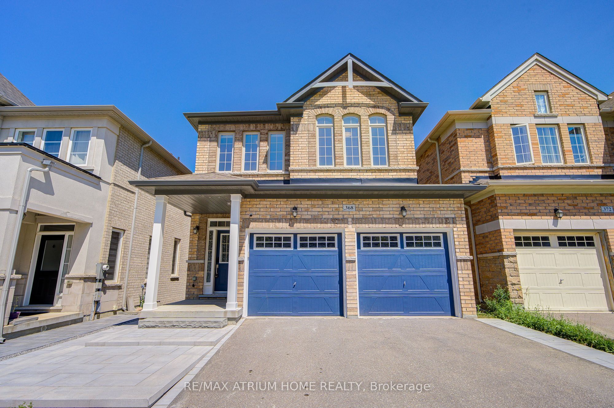 368 Roy Harper Avenue, Aurora, ON L4G 1A6 photo 2