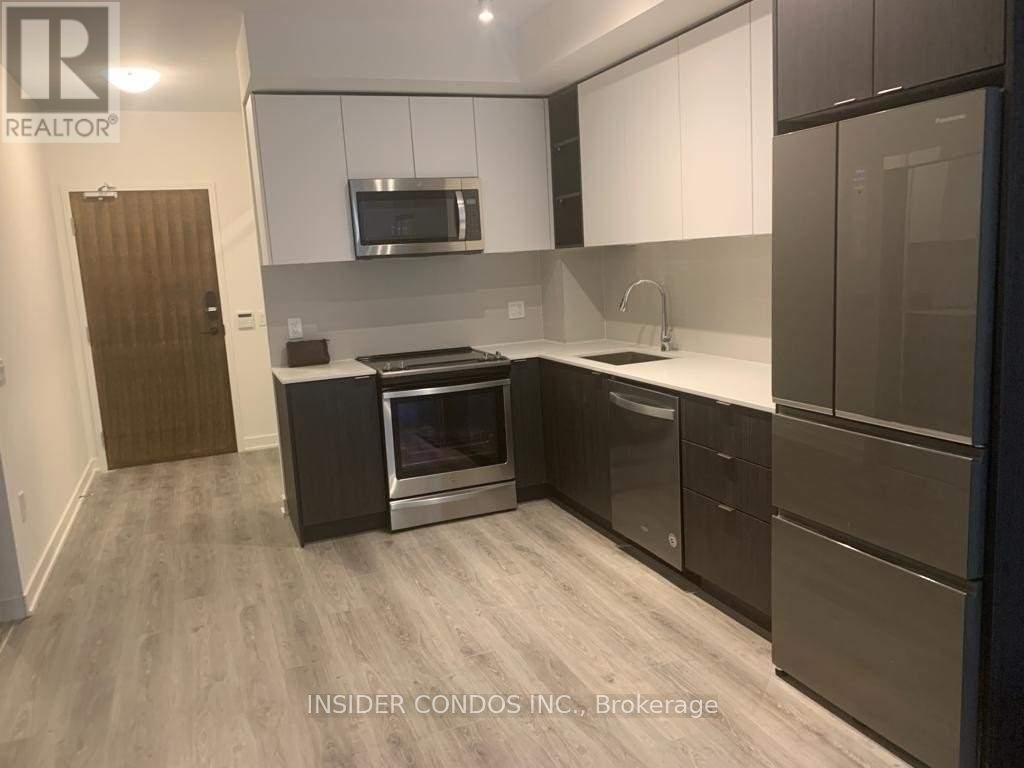 100 Eagle Rock Way 209, Vaughan, ON L6A 2B9 photo 2