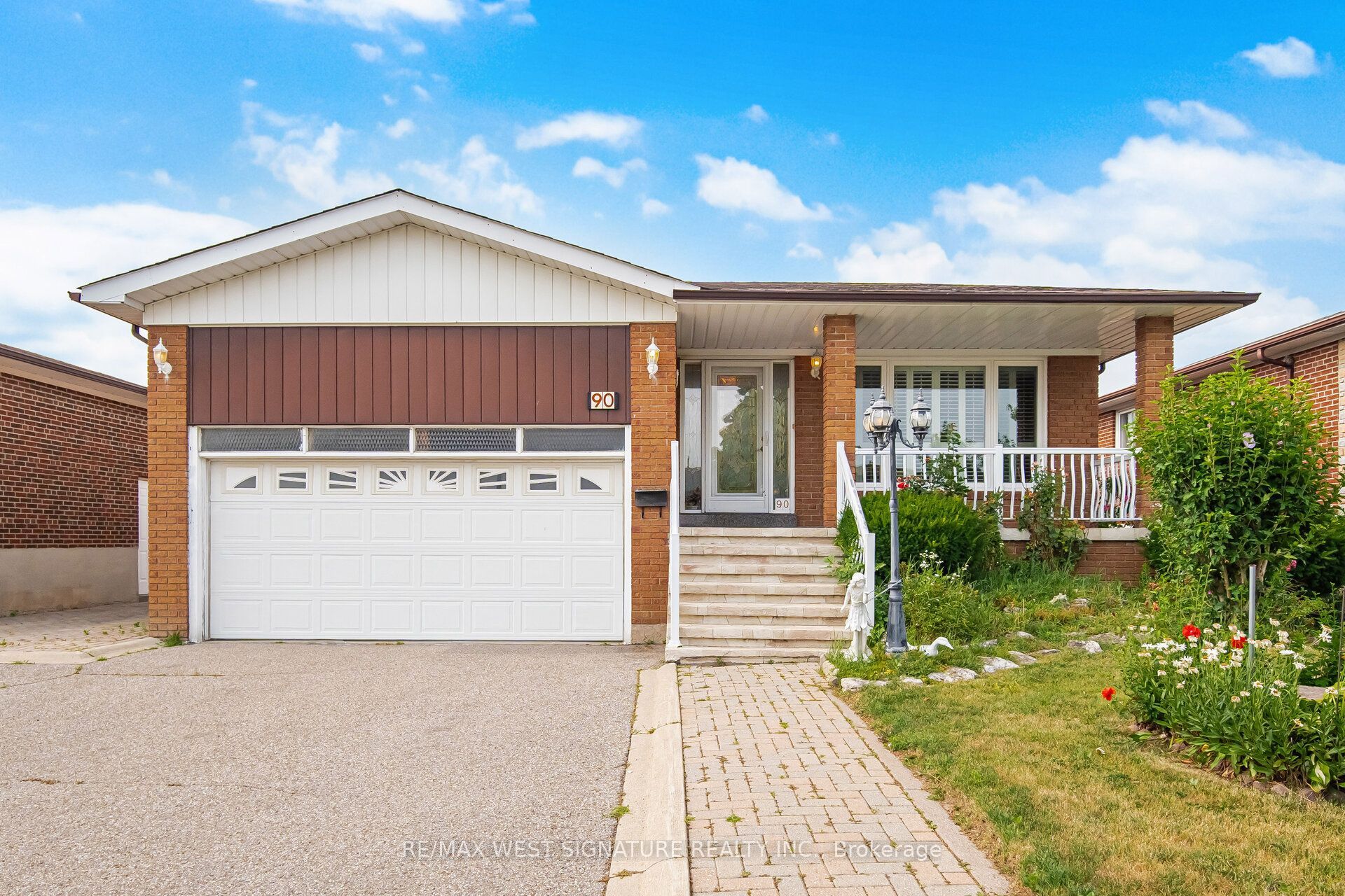 90 North Ridge Road, Vaughan, ON L4L 2G8