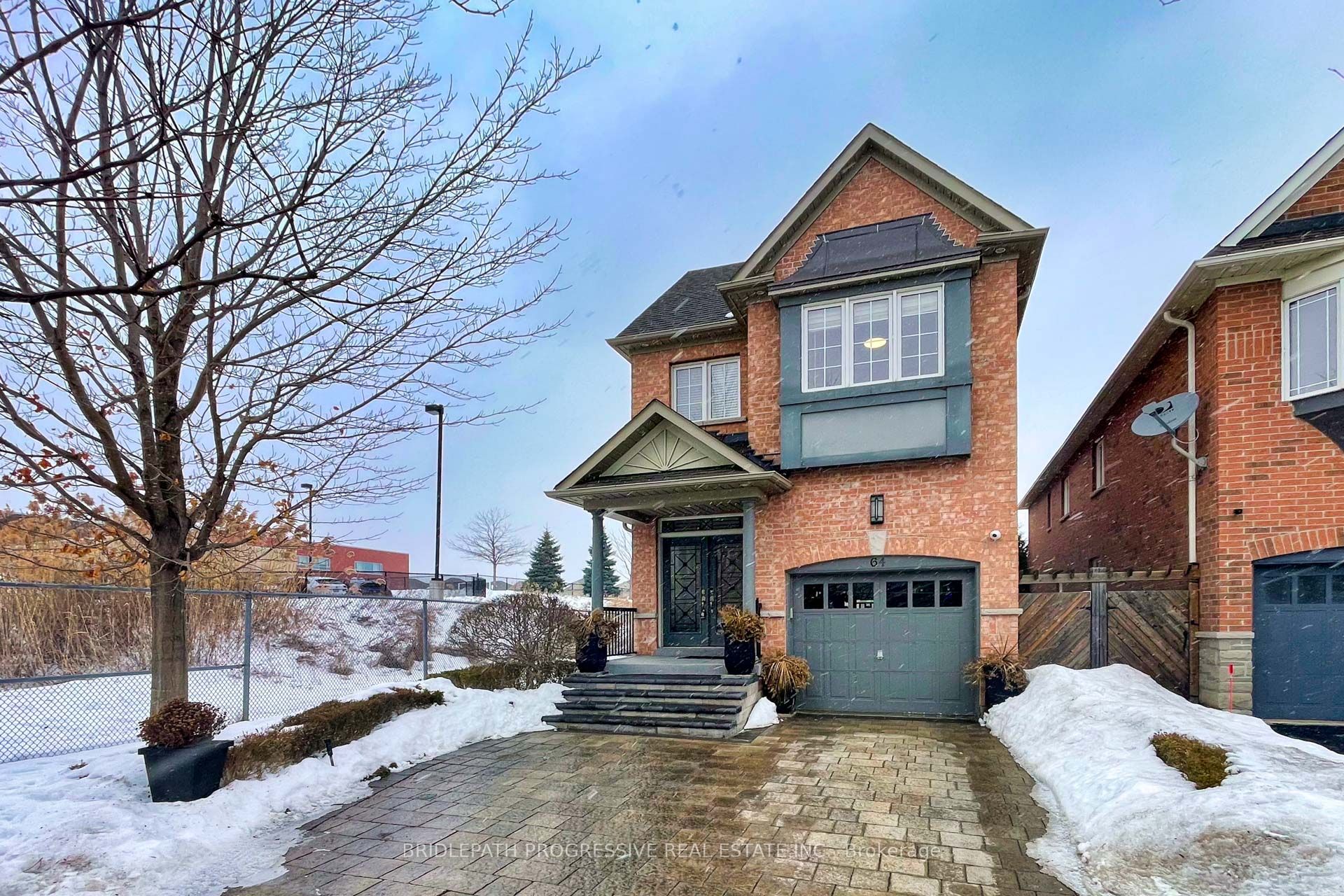 64 Sir Sanford Fleming Way, Vaughan, ON L6A 0T3 photo 2