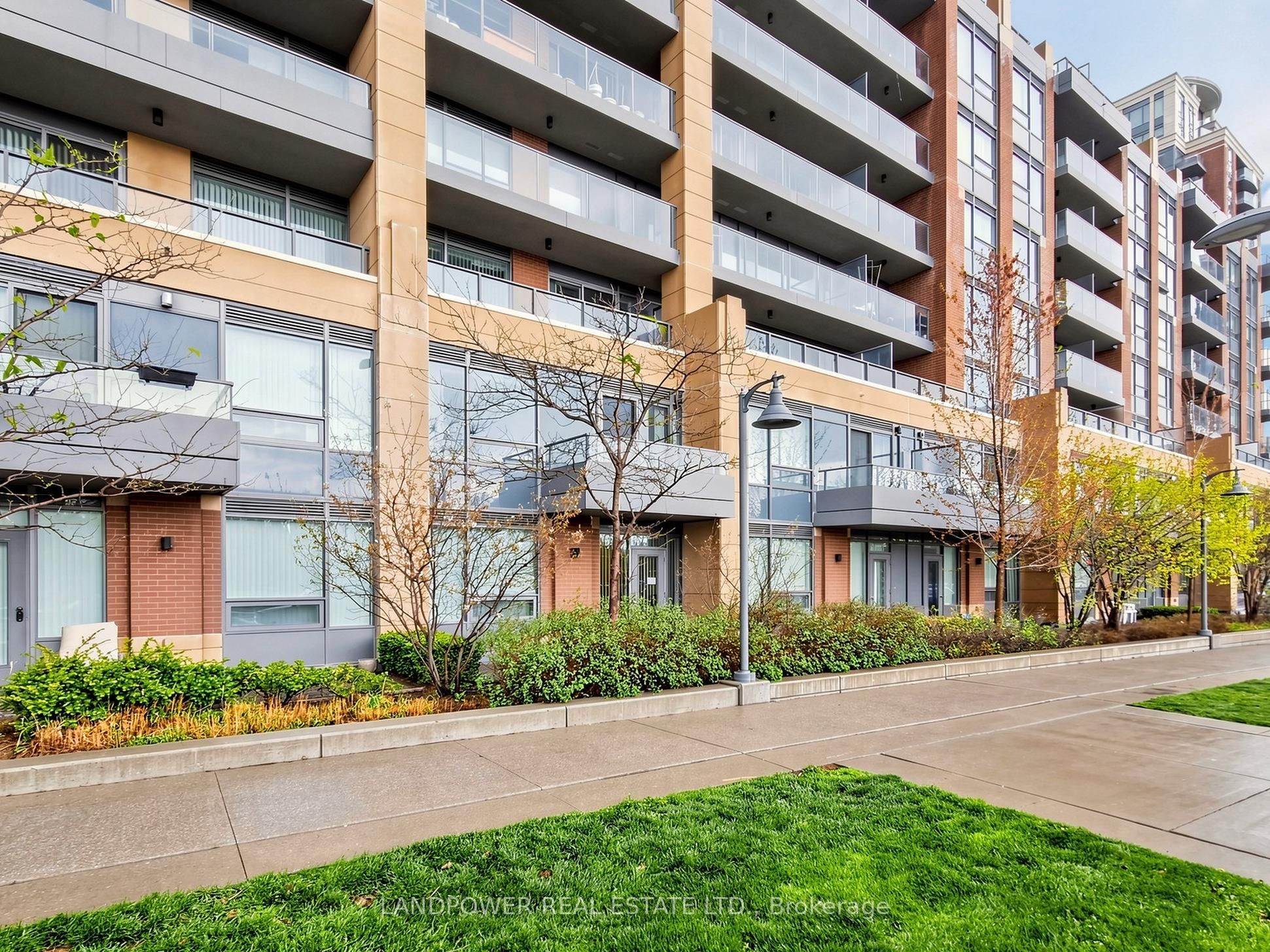18 Uptown Drive 120, Markham, ON L3R 5M5 photo 3