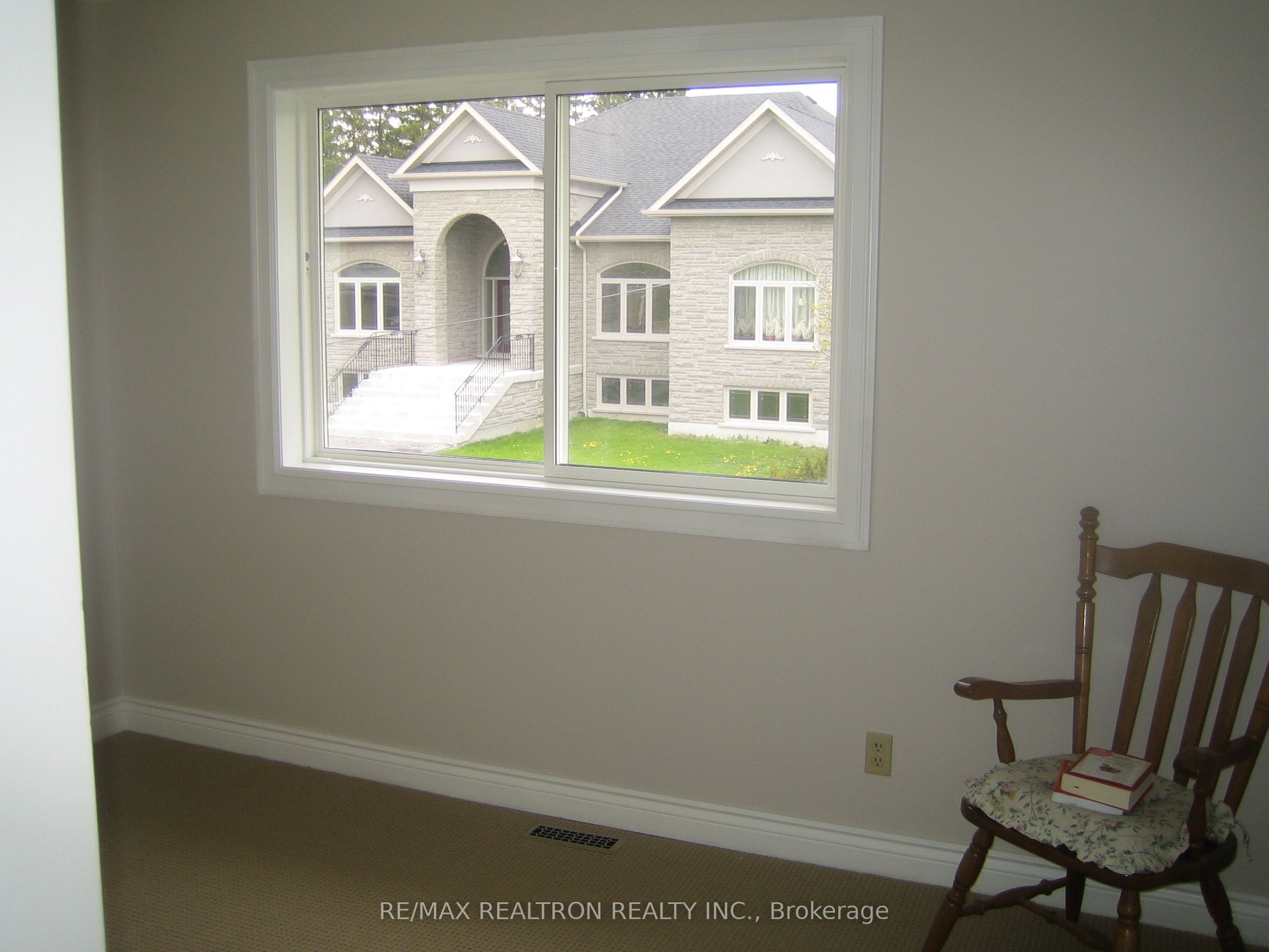 166 WELDRICK Road, Richmond Hill, ON L4C 3V1 photo 5