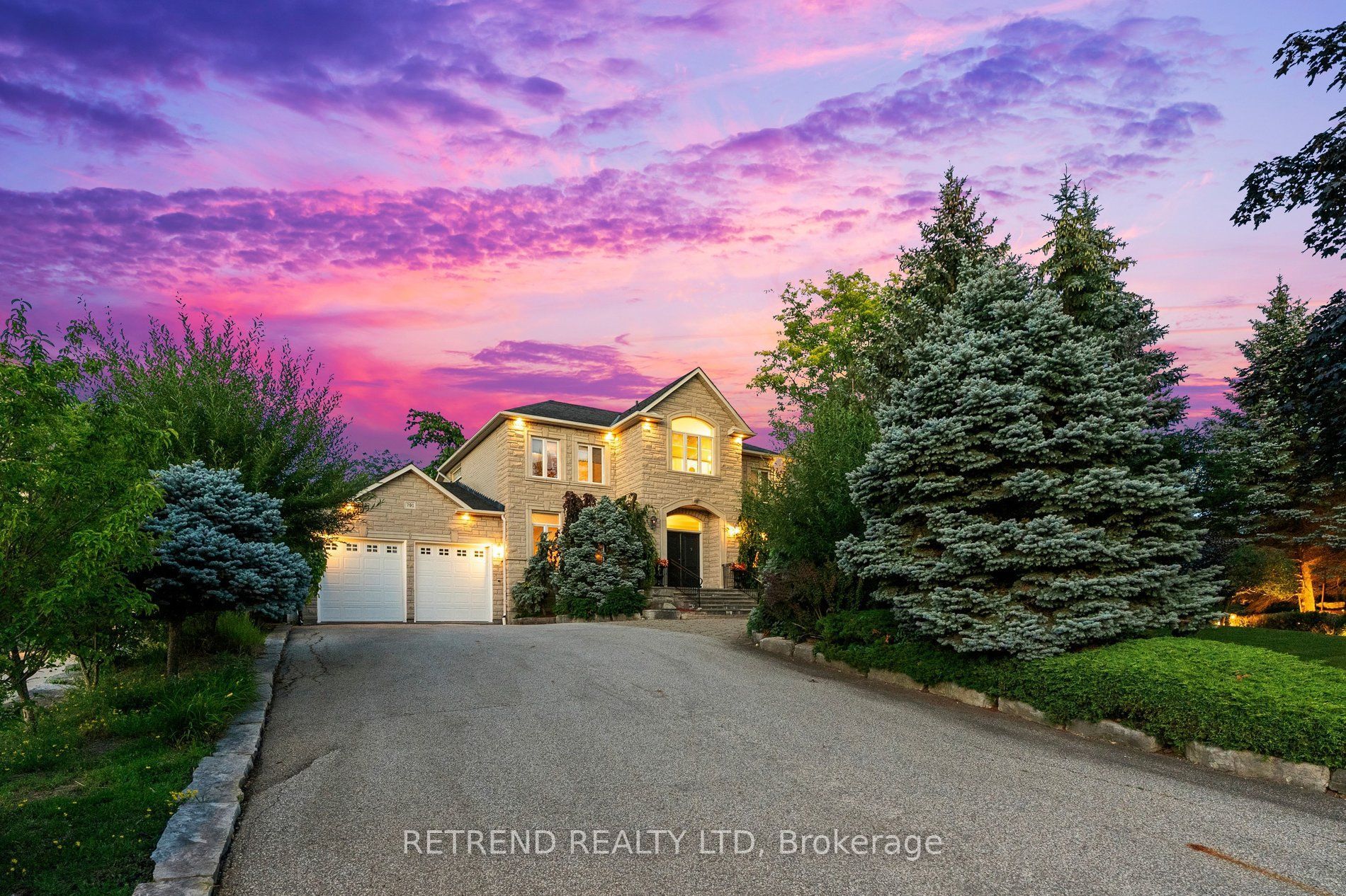 791 Clarence Street, Vaughan, ON L4L 8V2