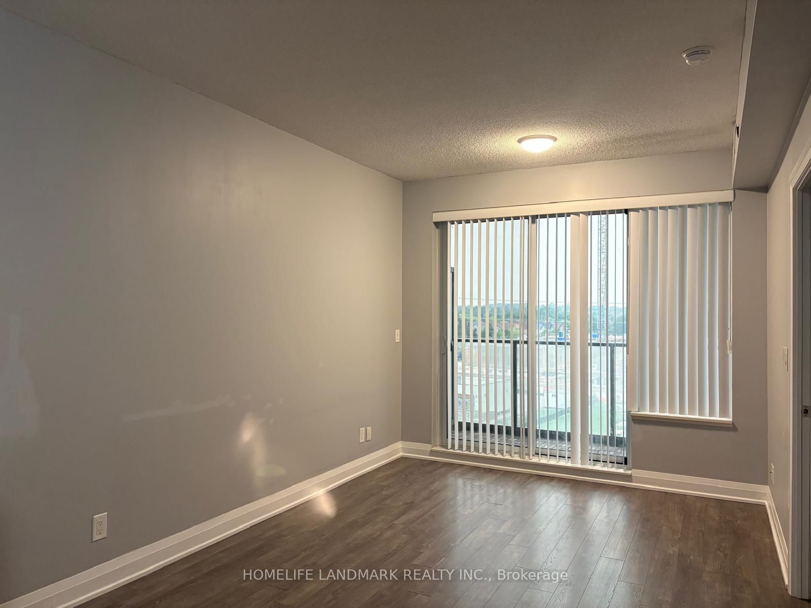 28 Uptown Drive 616, Markham, ON L3R 5M8