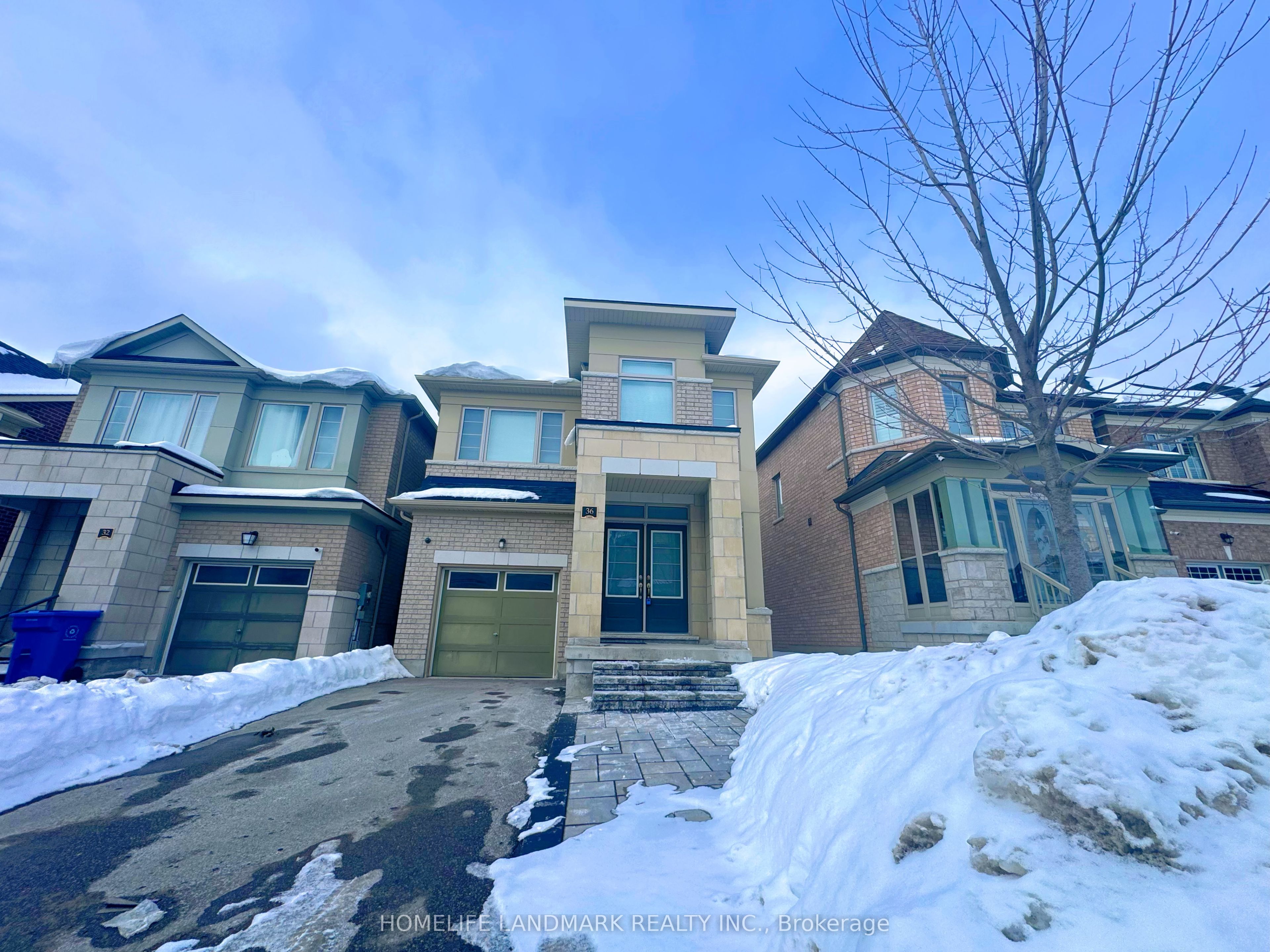 36 Applegate Drive, East Gwillimbury, ON L9N 0R2 photo 2