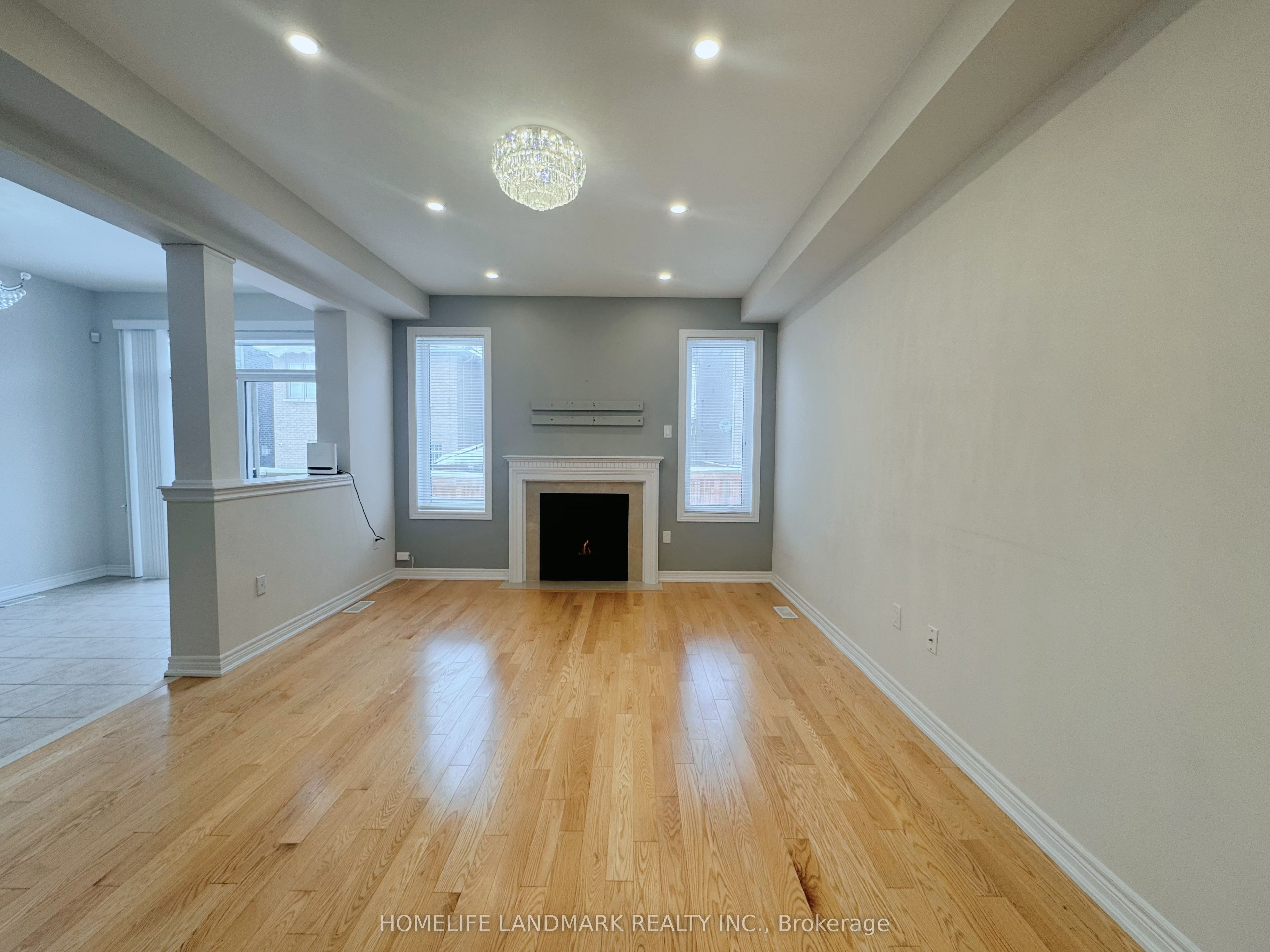 36 Applegate Drive, East Gwillimbury, ON L9N 0R2 photo 4