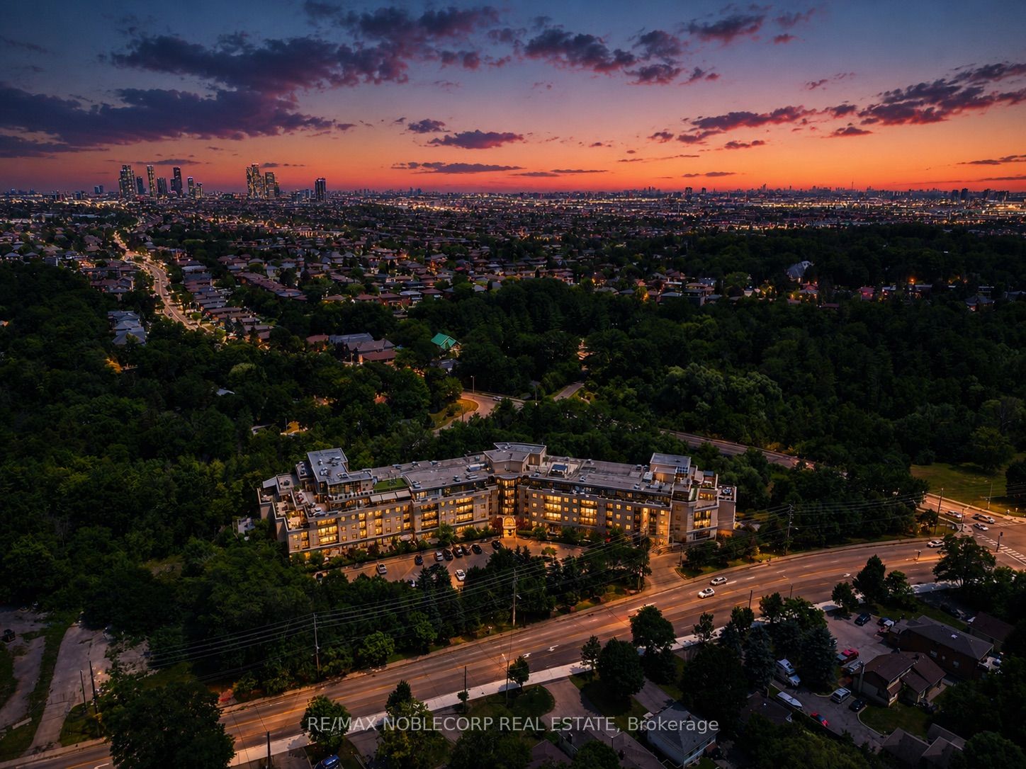 8201 Islington Avenue 105, Vaughan, ON L4L 9S6