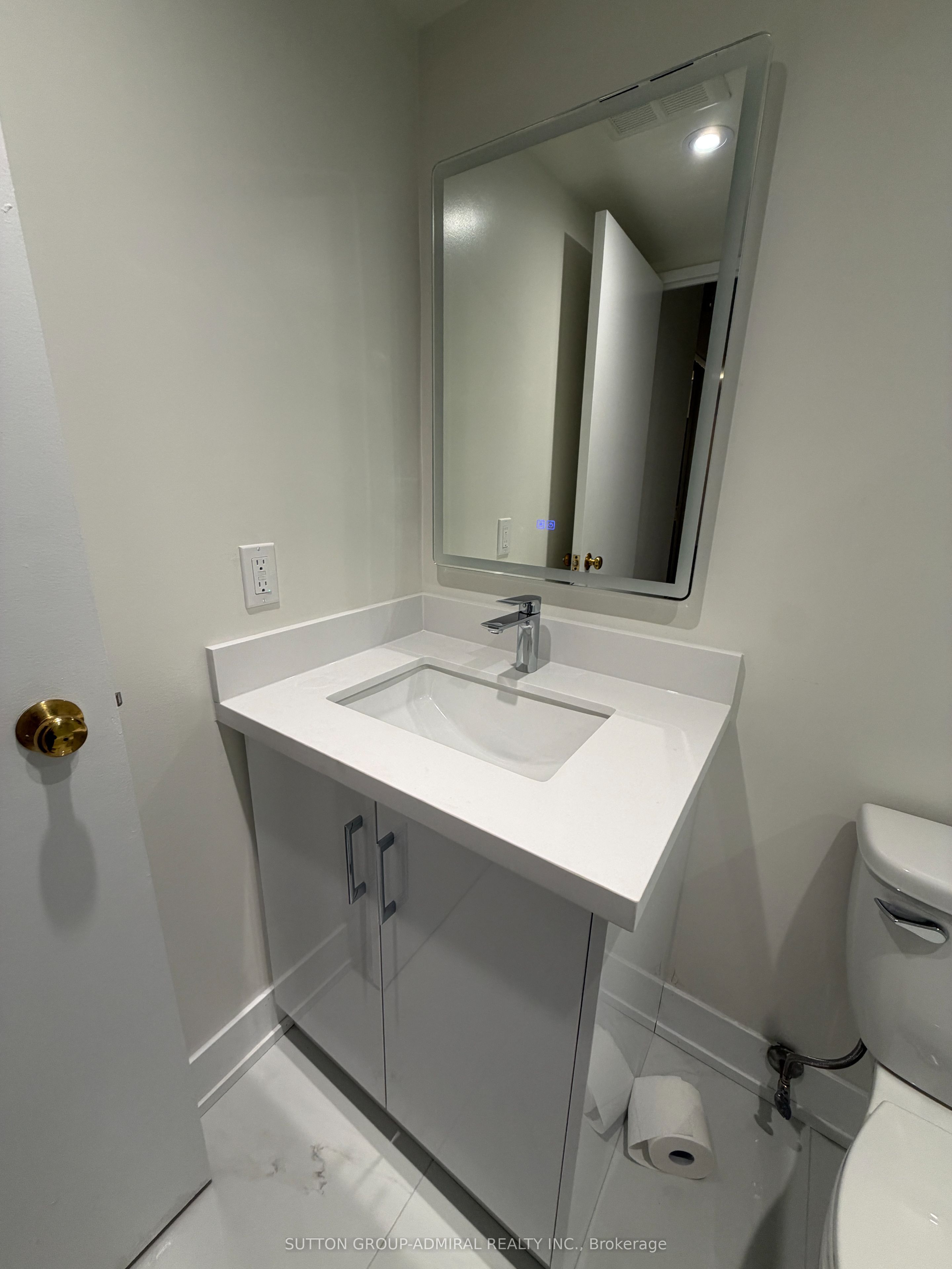 7440 Bathurst Street 202, Vaughan, ON L4J 7K8 photo 5